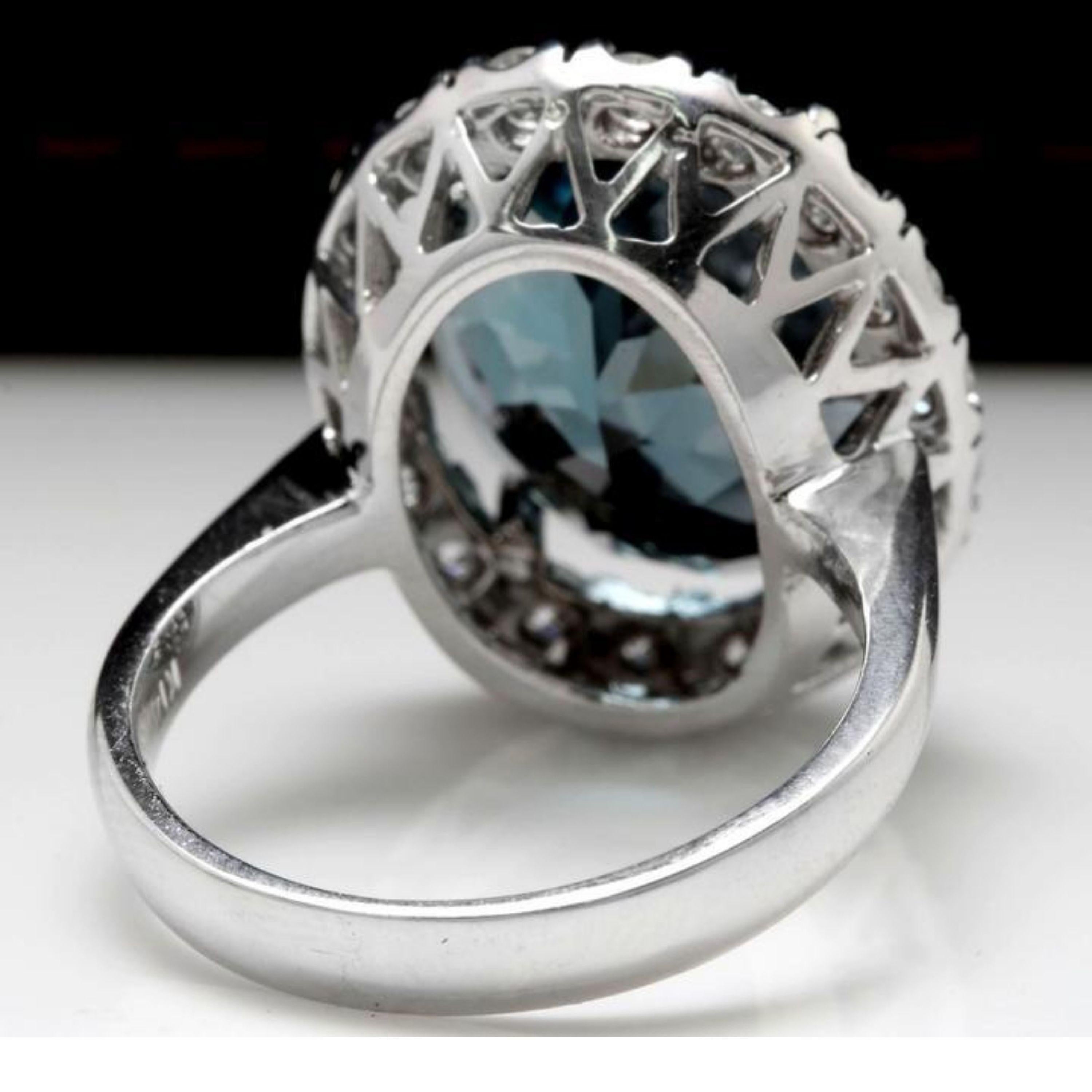 13.20 Carat Natural Impressive London Blue Topaz and Diamond 14K White Gold Ring In New Condition For Sale In Los Angeles, CA
