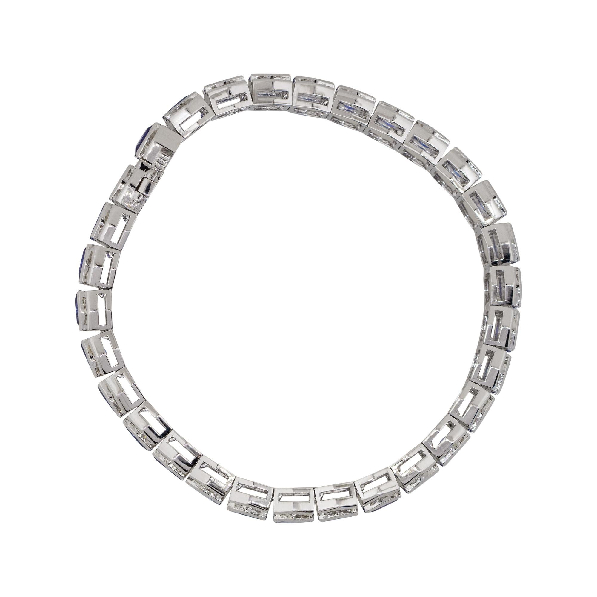 Women's 13.20 Carat Tanzanite Link Bracelet with Diamonds 14 Karat in Stock For Sale