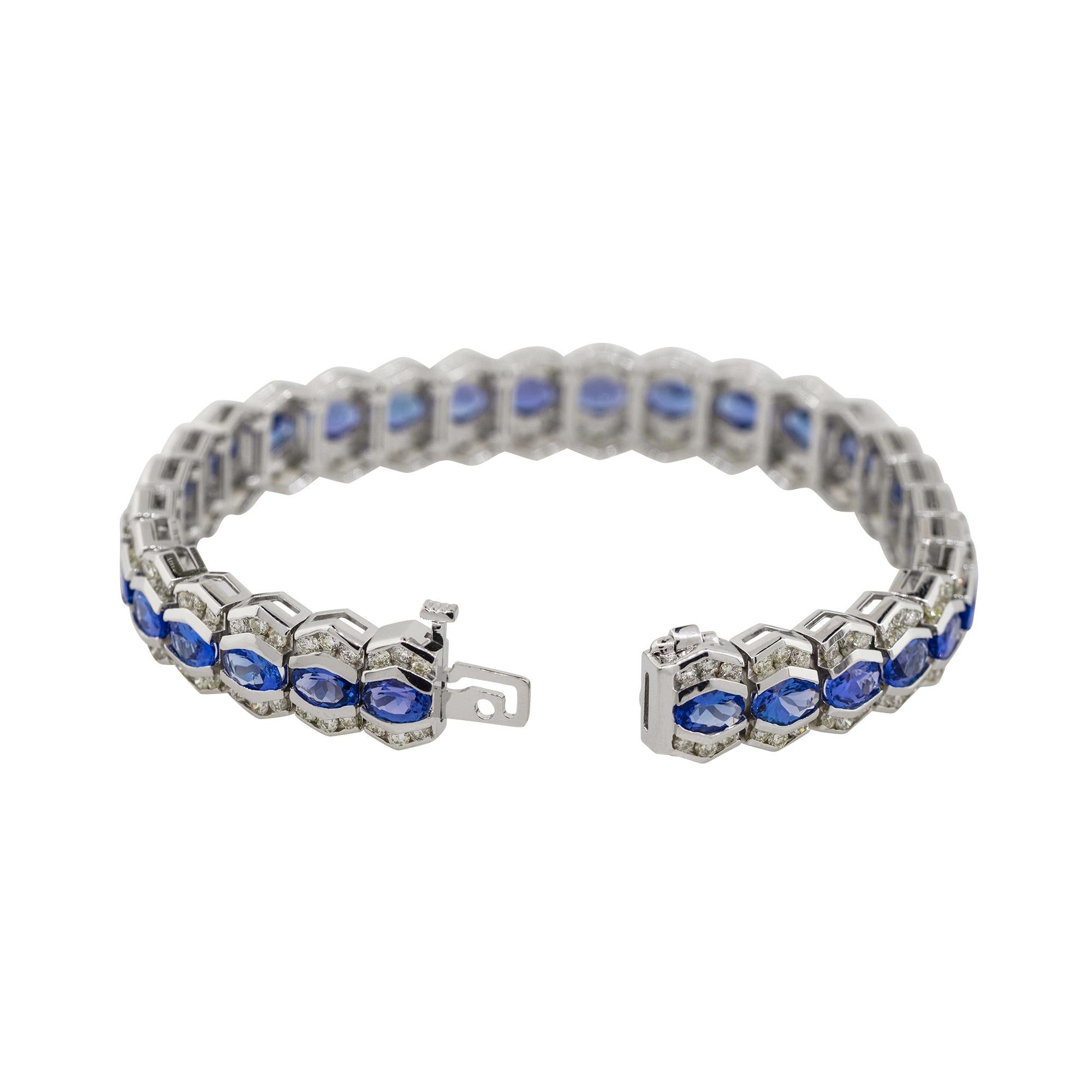 13.20 Carat Tanzanite Link Bracelet with Diamonds 14 Karat in Stock For Sale 1