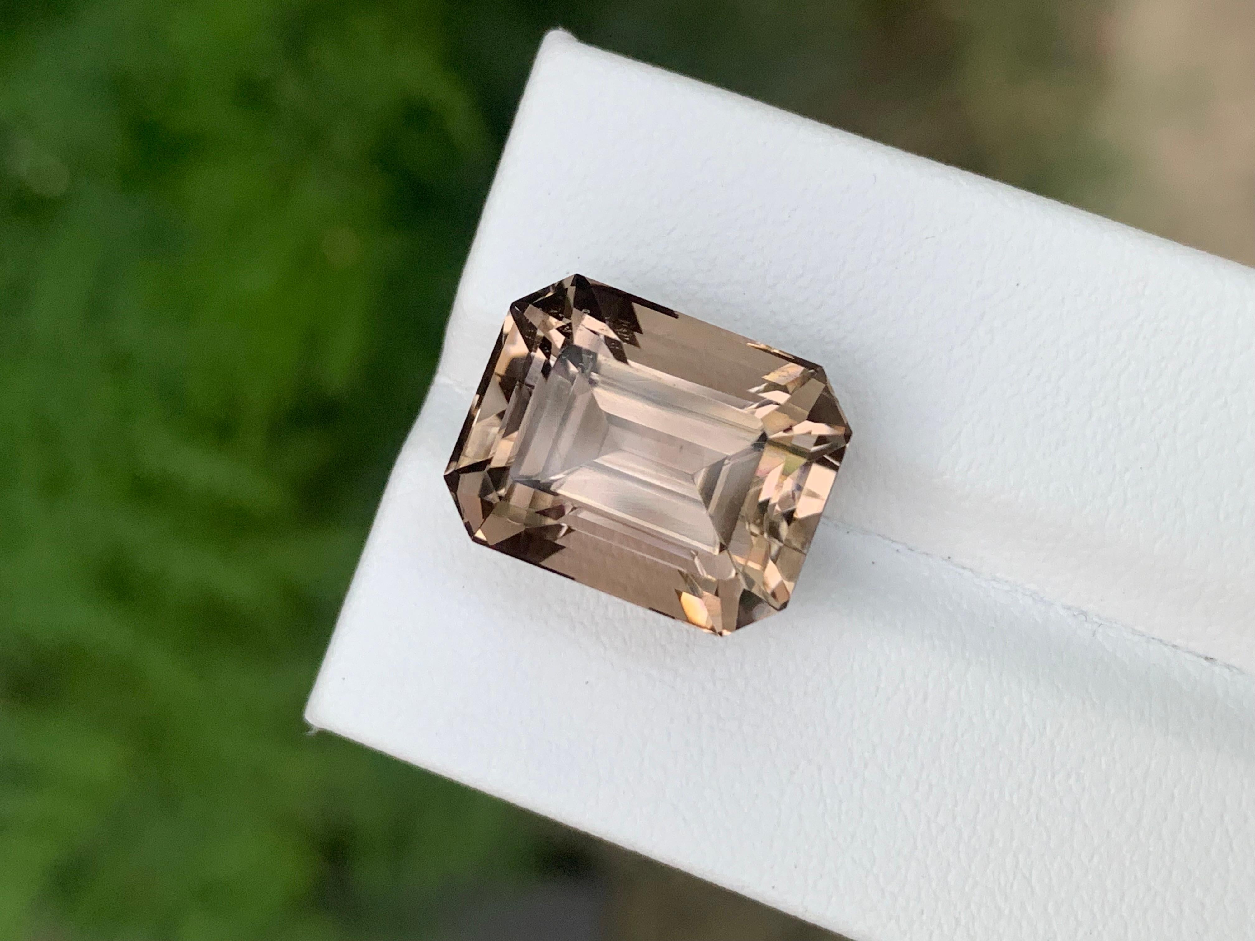 13,20 Karat Natürlicher loser Rauchquarz Edelstein (Arts and Crafts) im Angebot