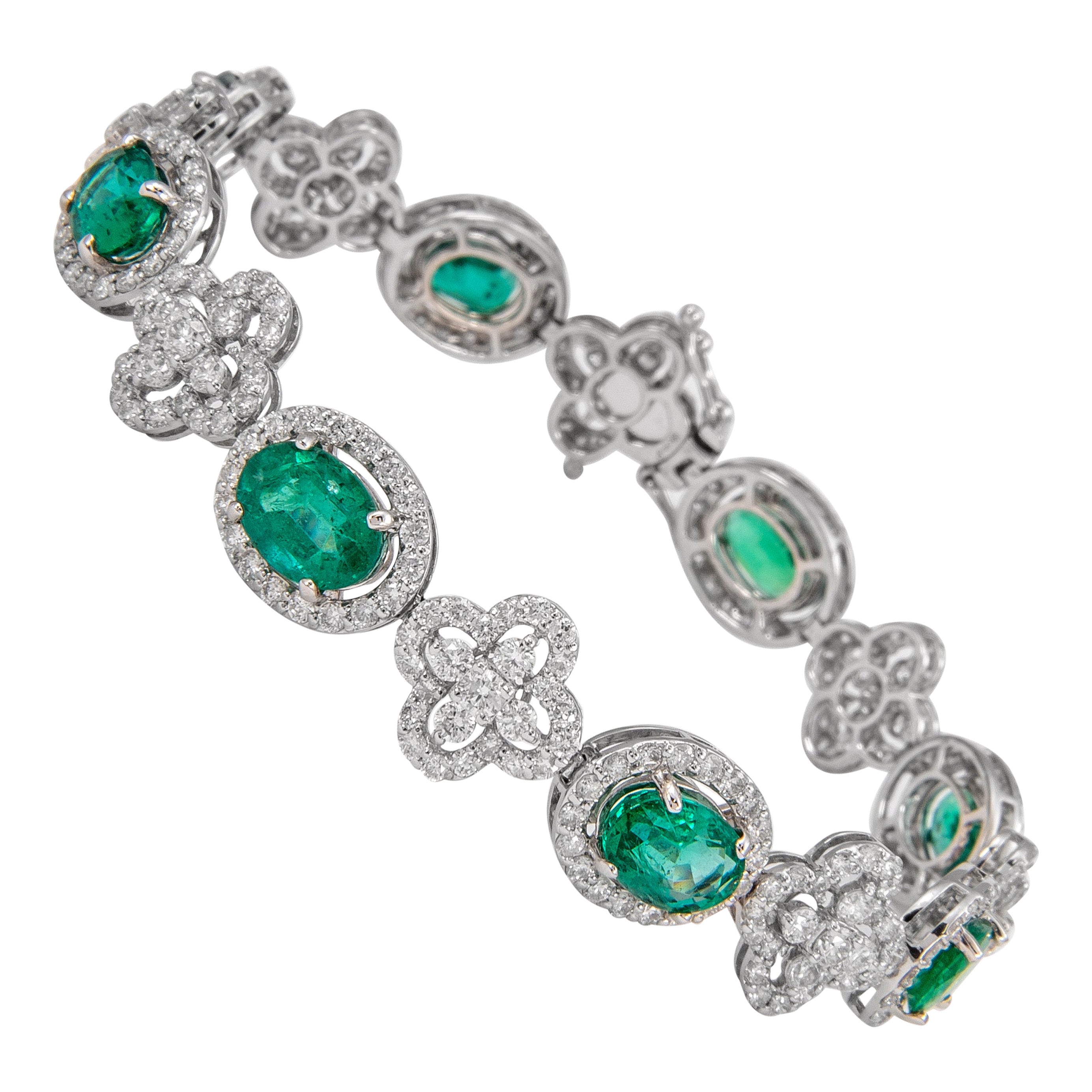 Bracelet en or blanc 18 carats avec émeraudes et diamants de 13,25 carats
