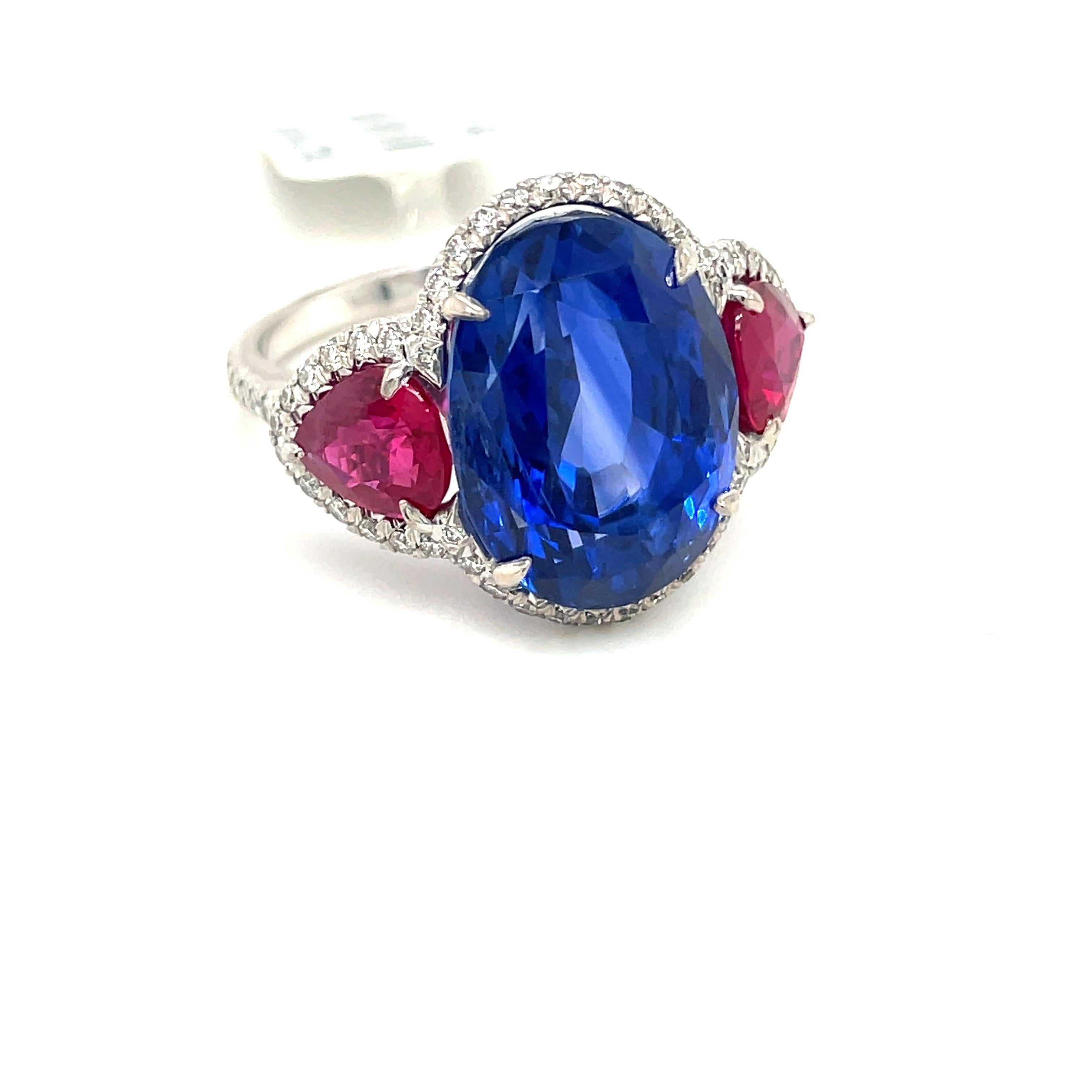 13.26 Carat Ceylon Sapphire with AGL Certified Burma Rubies In New Condition For Sale In New York, NY