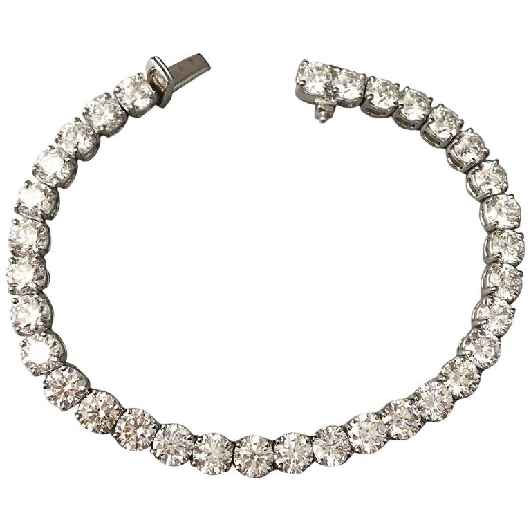 13.27 Carat Diamond and Platinum Tennis Bracelet For Sale at 1stdibs