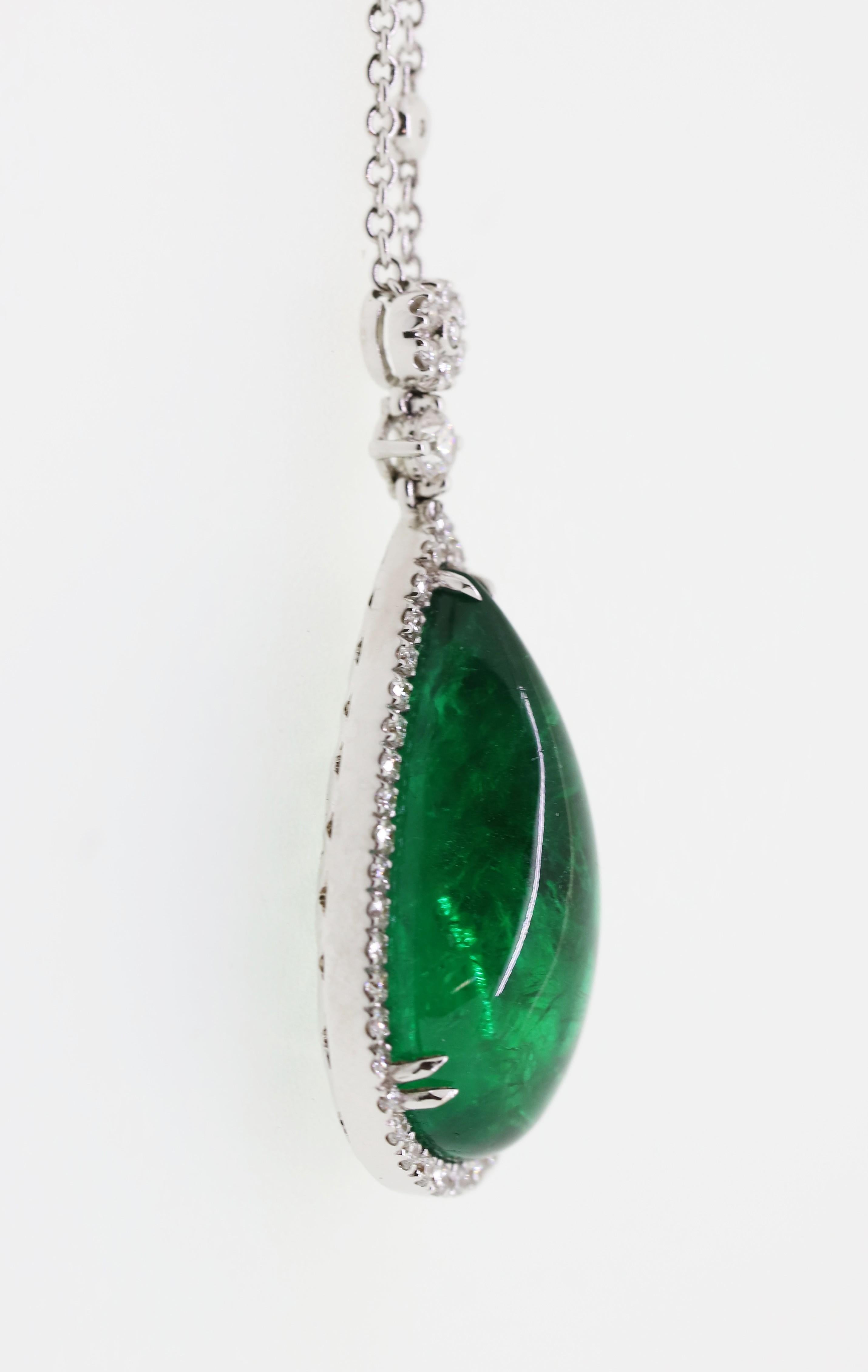 Women's 13.28 Carat Emerald Cabouchon with White Diamonds Pendant Necklace For Sale