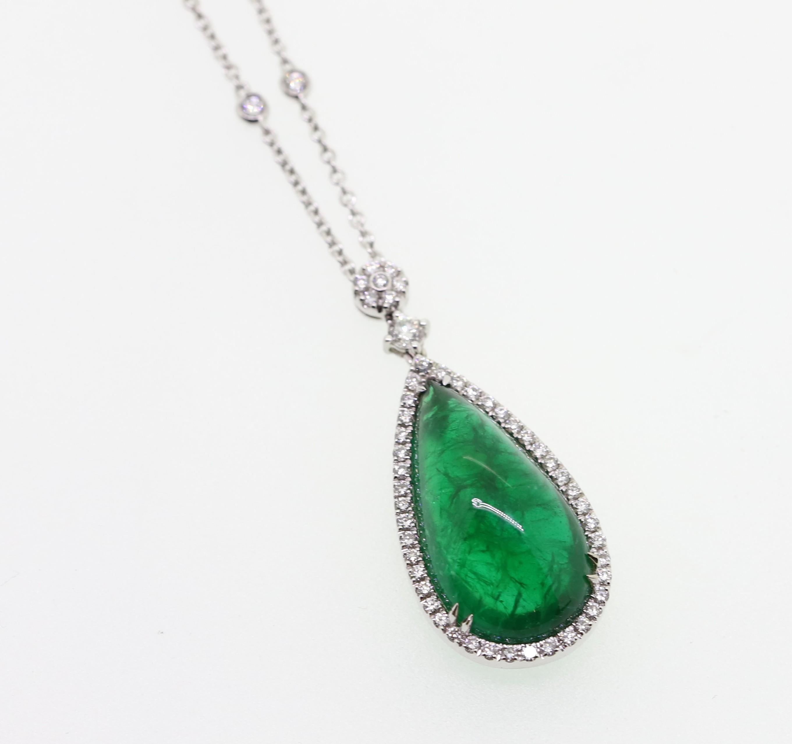 13.28 Carat Emerald Cabouchon with White Diamonds Pendant Necklace For Sale 1