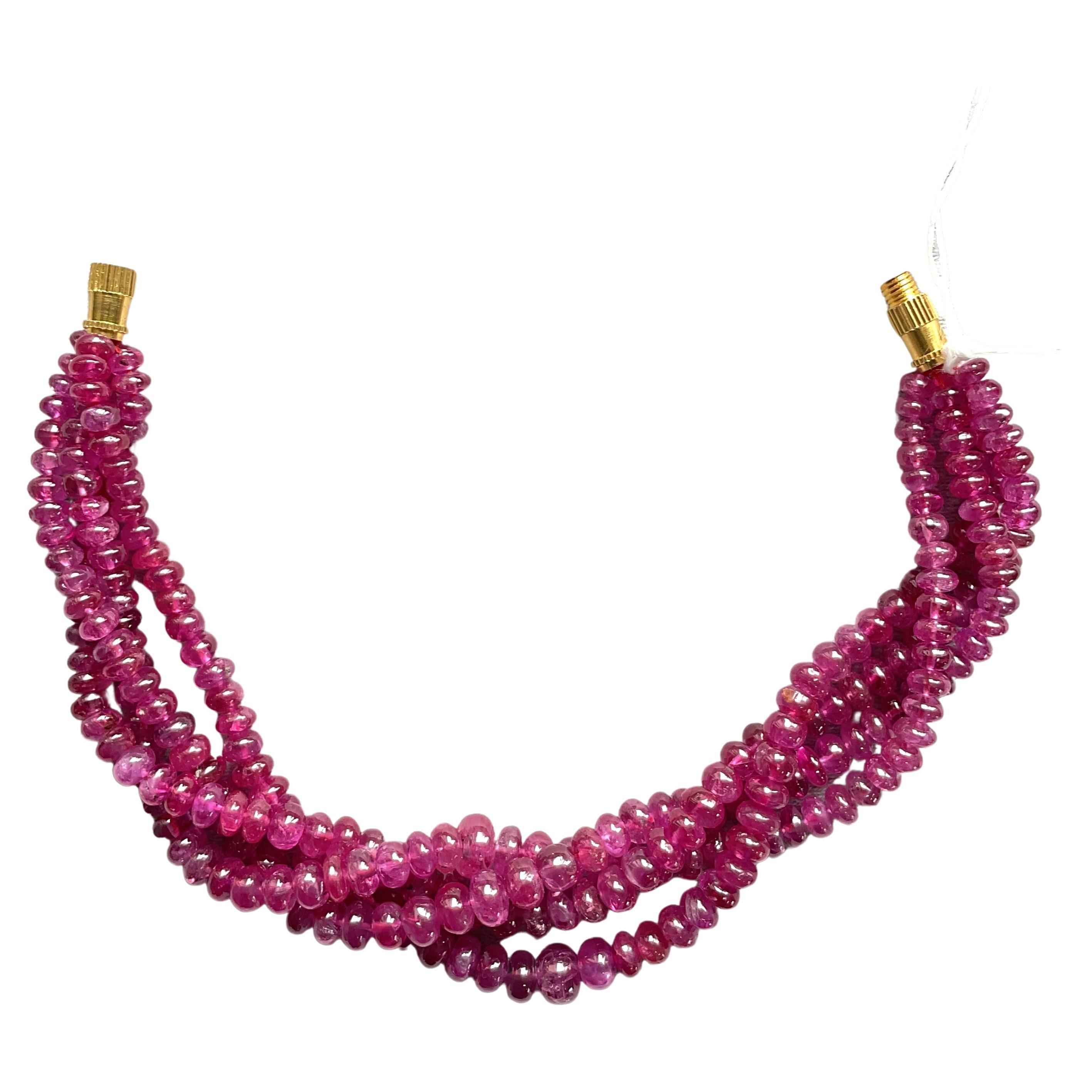 Perles de rubis de Birmanie de 132,80 carats de qualité supérieure pour la bijouterie d'art