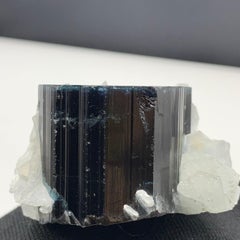 132,80 gramos de increíble turmalina azul capuchina de Afganistán