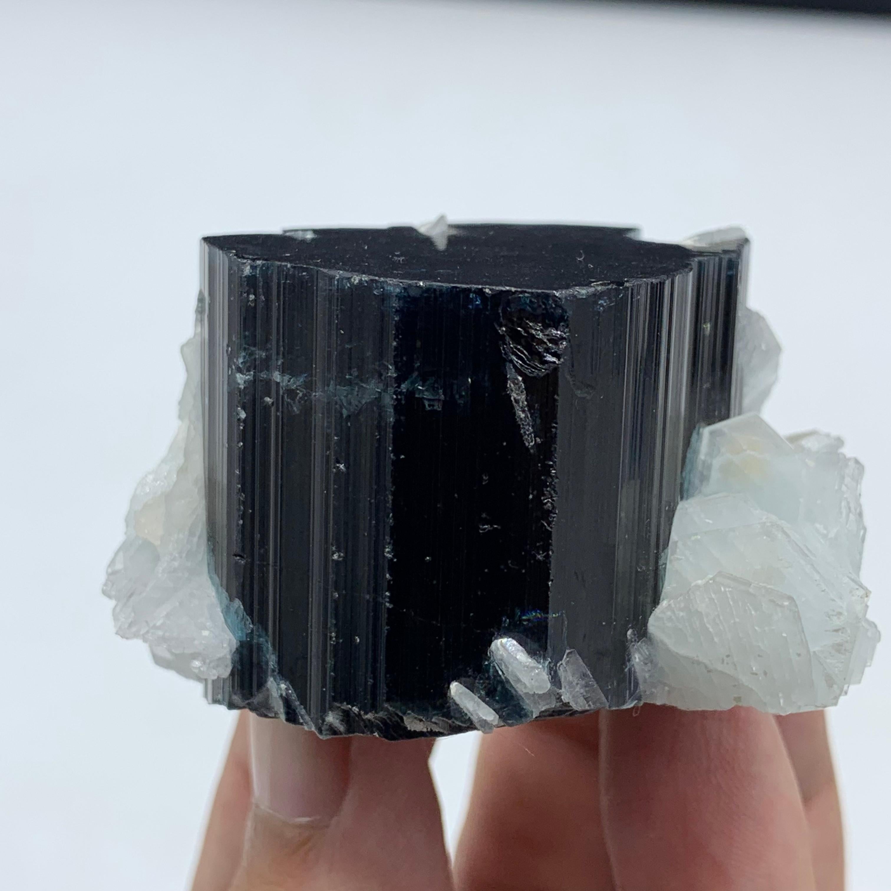 Altro 132,80 grammi di incredibile esemplare di tormalina blu a cappuccio dall'Afghanistan in vendita