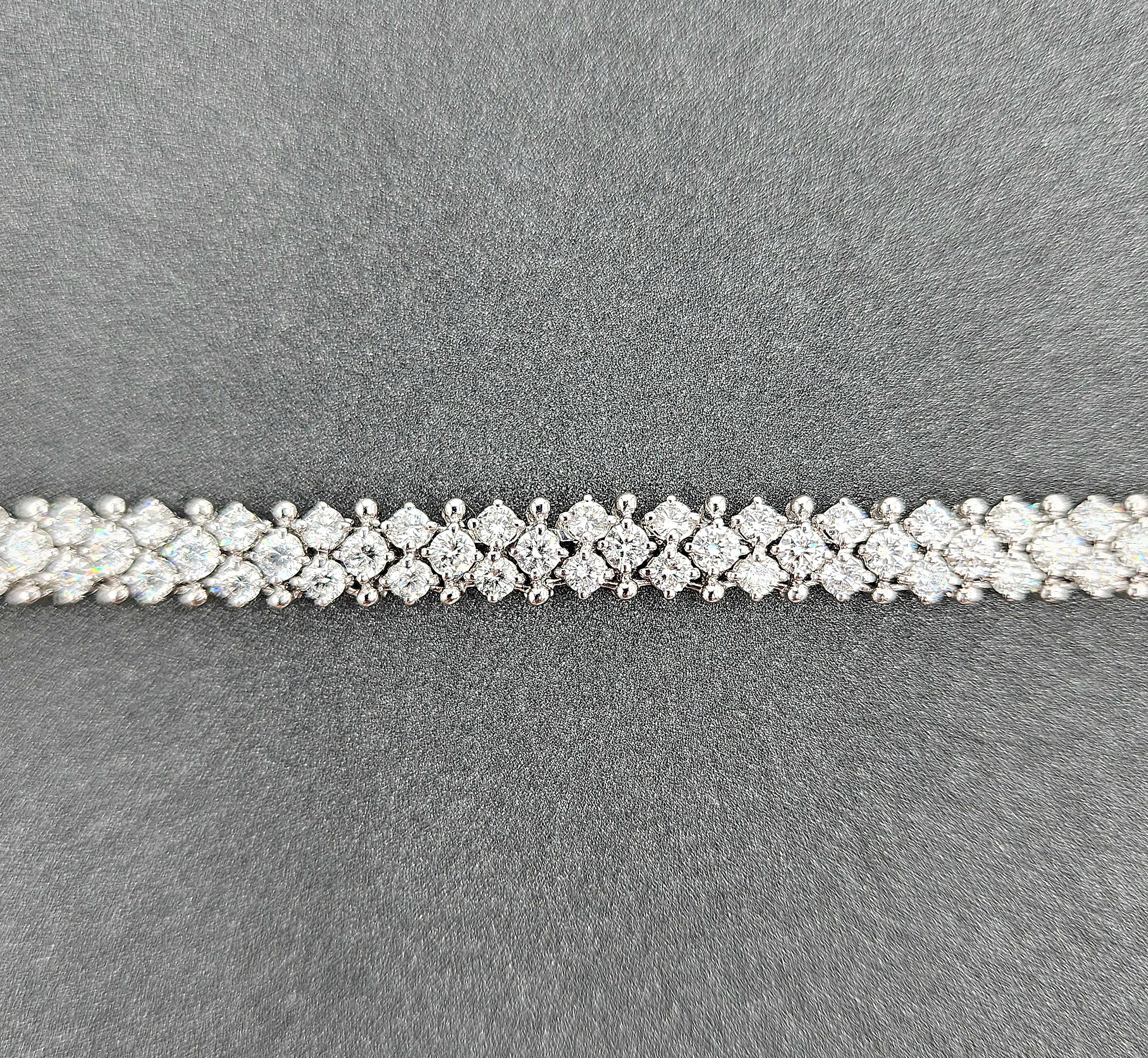 13,29 Karat Doppelreihige Diamant-Halskette im Zustand „Neu“ in Chicago, IL