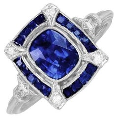 Bague cocktail saphir naturel taille coussin 1,32 carat, saphir halo, platine