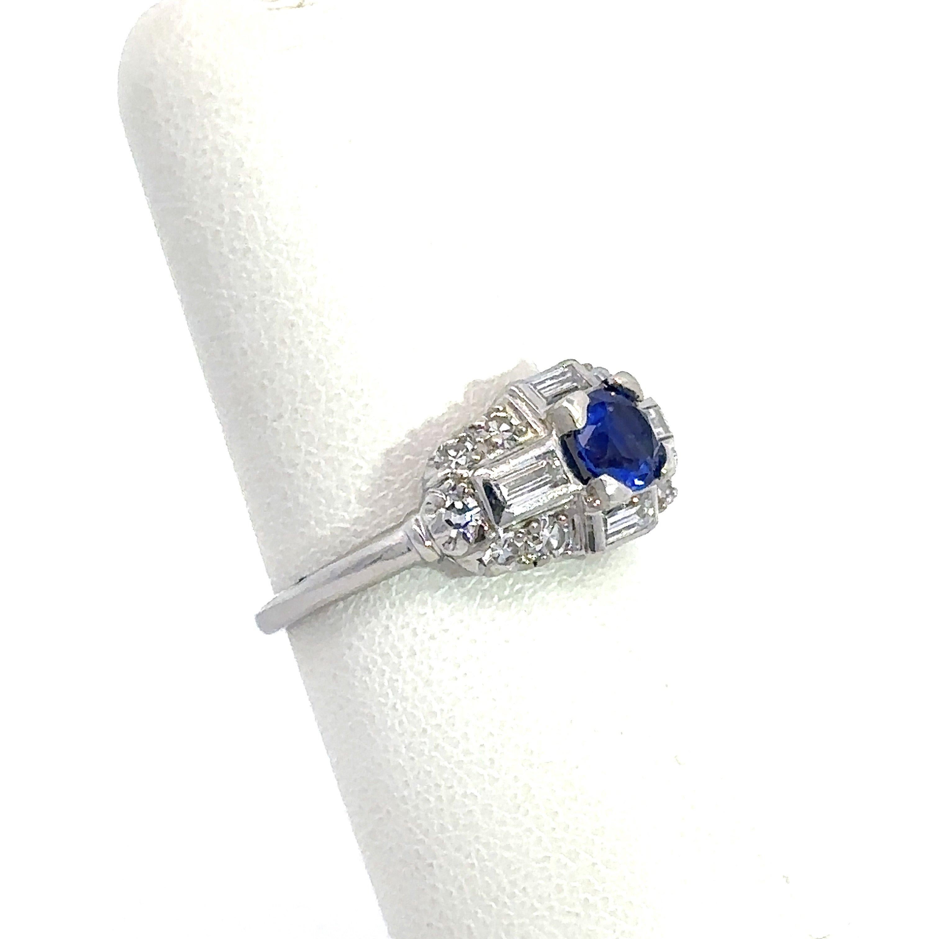 1.32CT Diamond & Sapphire Platinum Art Deco Vintage Ring In Good Condition For Sale In Los Angeles, CA