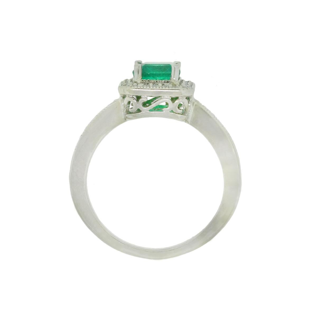 1.32 Carat Emerald Cut Emerald Diamond Halo Ladies Ring In Excellent Condition In Boca Raton, FL