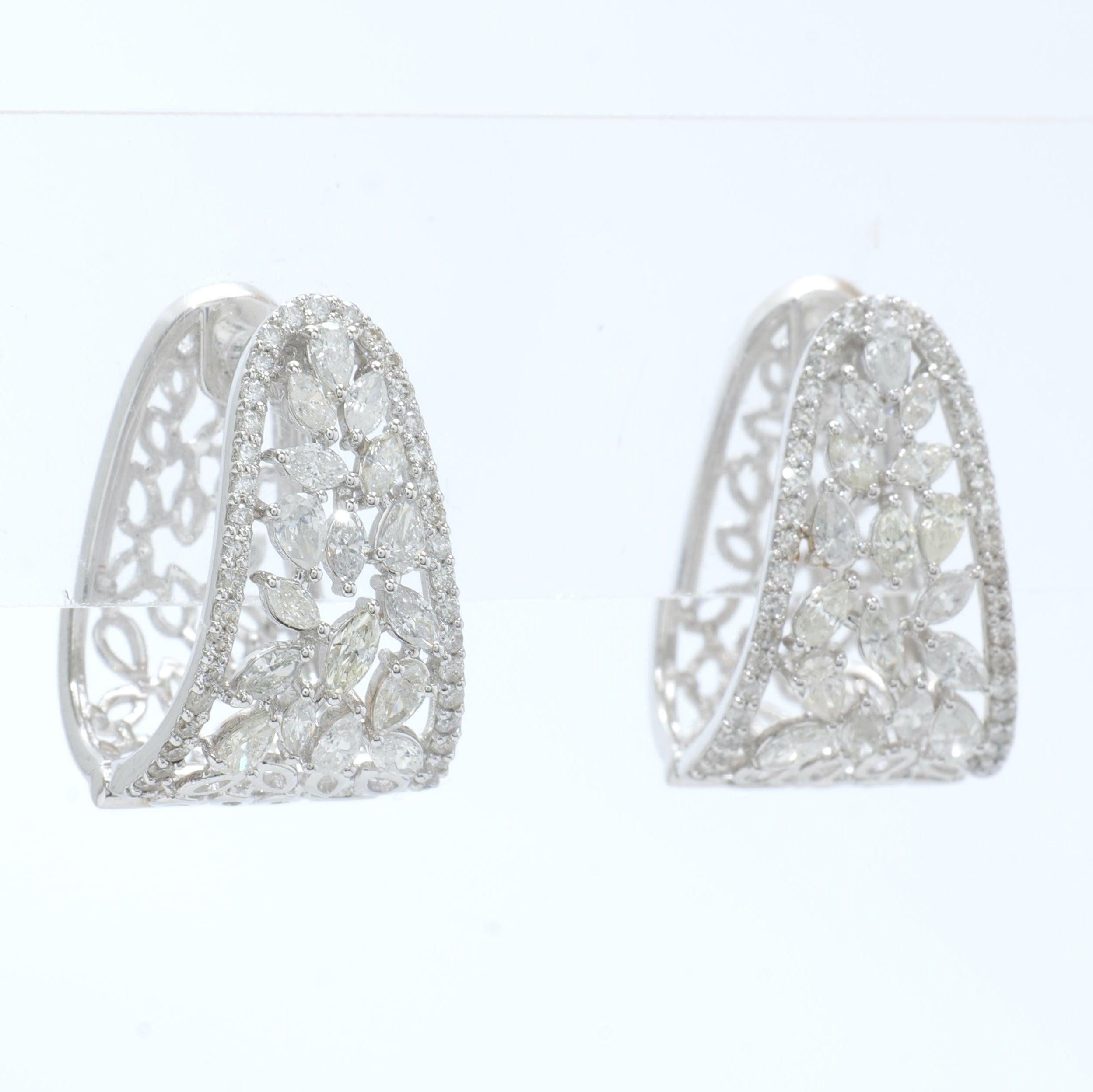 Round Cut 1.32ct Floral Earrings With Fancy Natural Diamonds in 14k Solid Gold (Certified) For Sale