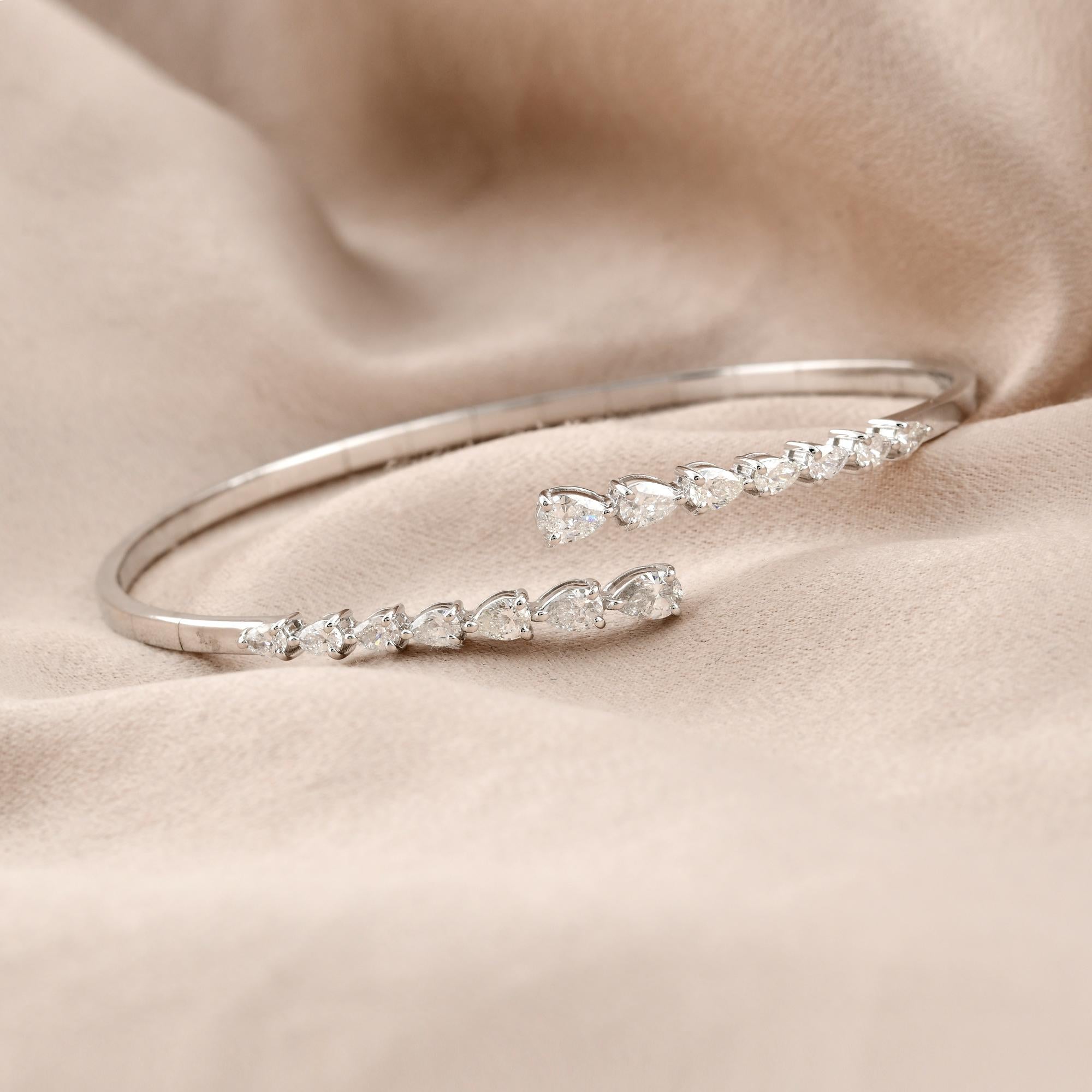 1.32Ct SI/H natürlicher Diamant offener Crossover Manschettenarmband für Frau 14k Weißgold (Moderne) im Angebot