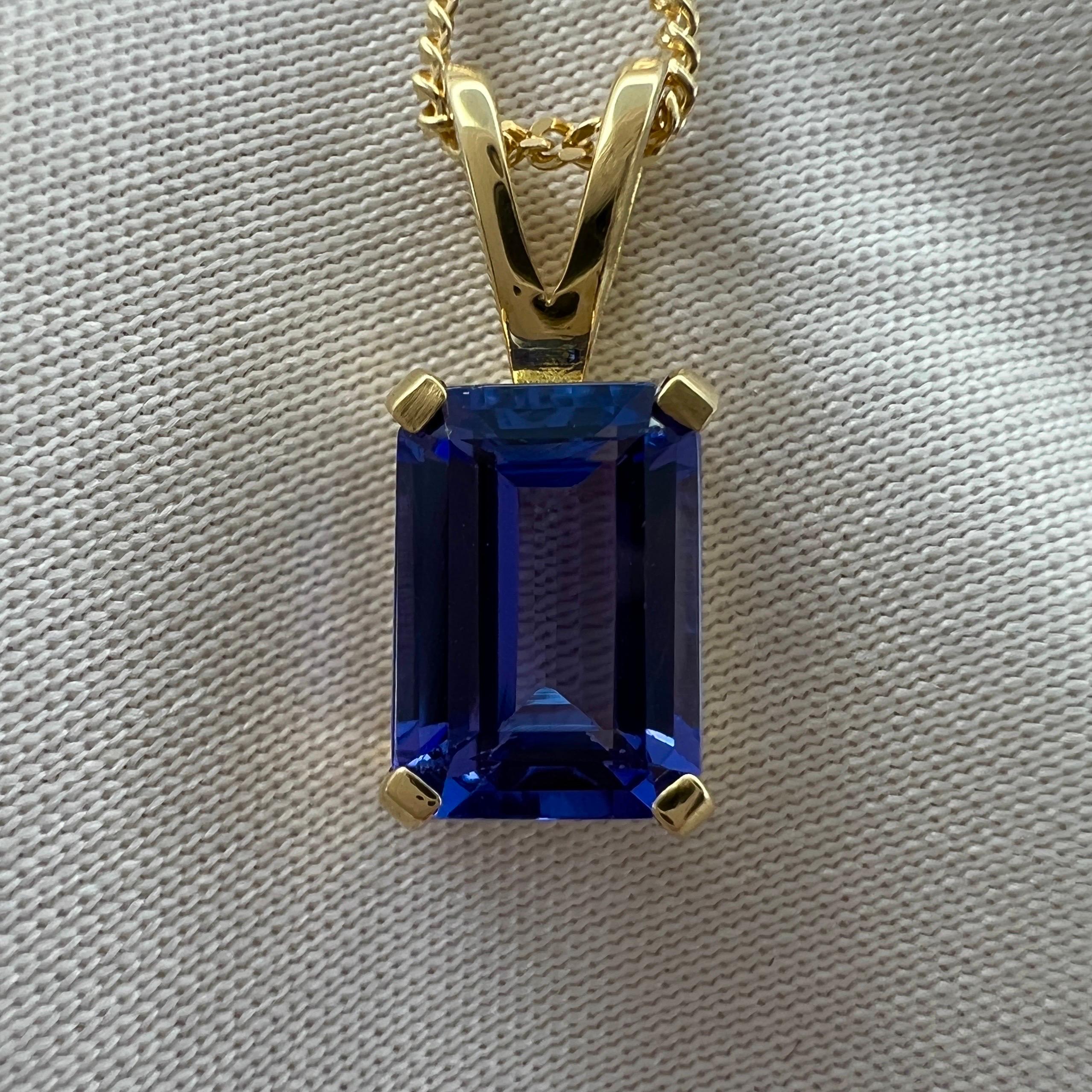 1.32ct Vivid Violet Blue Tanzanite 18k Yellow Gold Emerald Cut Pendant Necklace In New Condition In Birmingham, GB