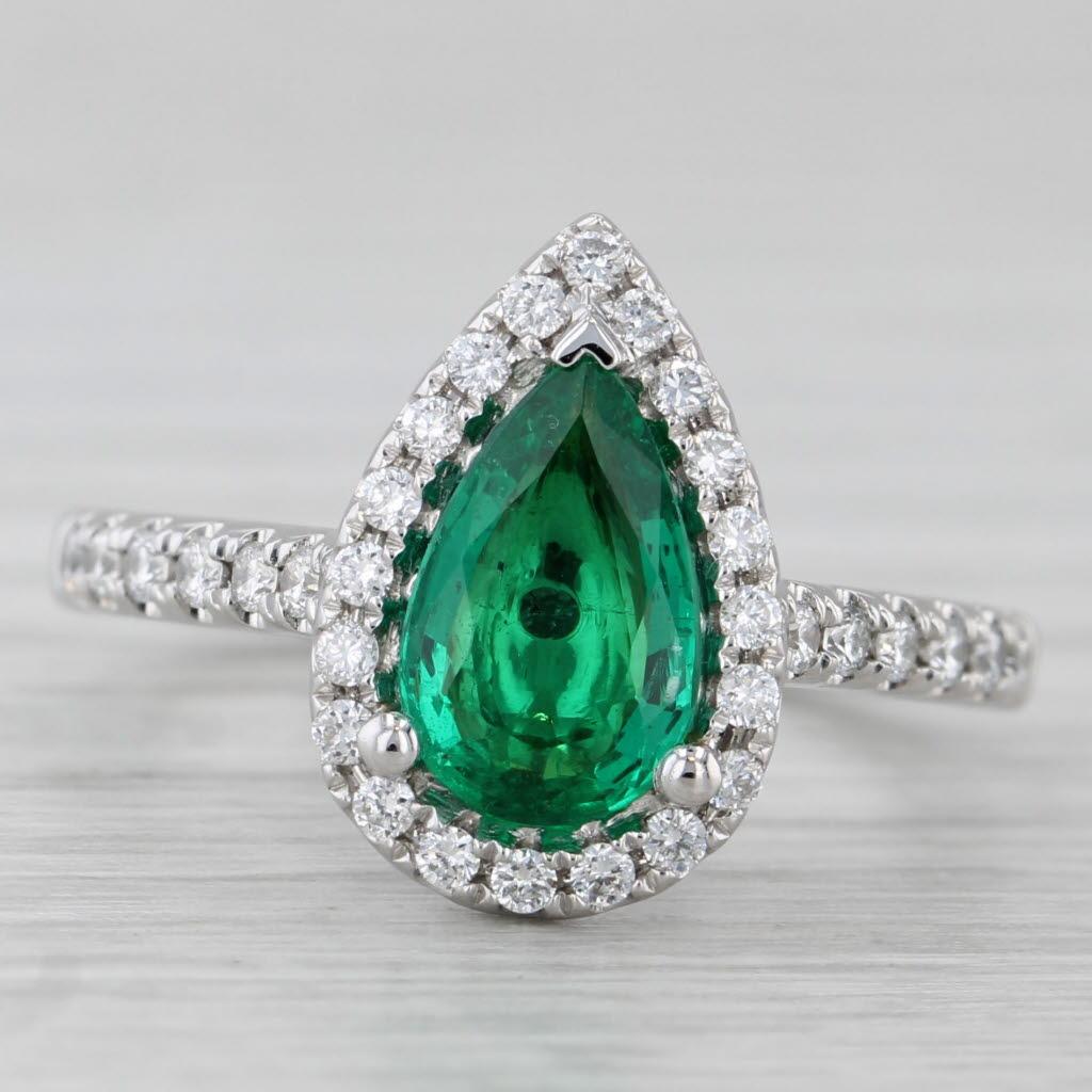 1.32ctw Emerald Diamond Halo Teardrop Ring 14k White Gold Size 6.5 Engagement In Good Condition For Sale In McLeansville, NC