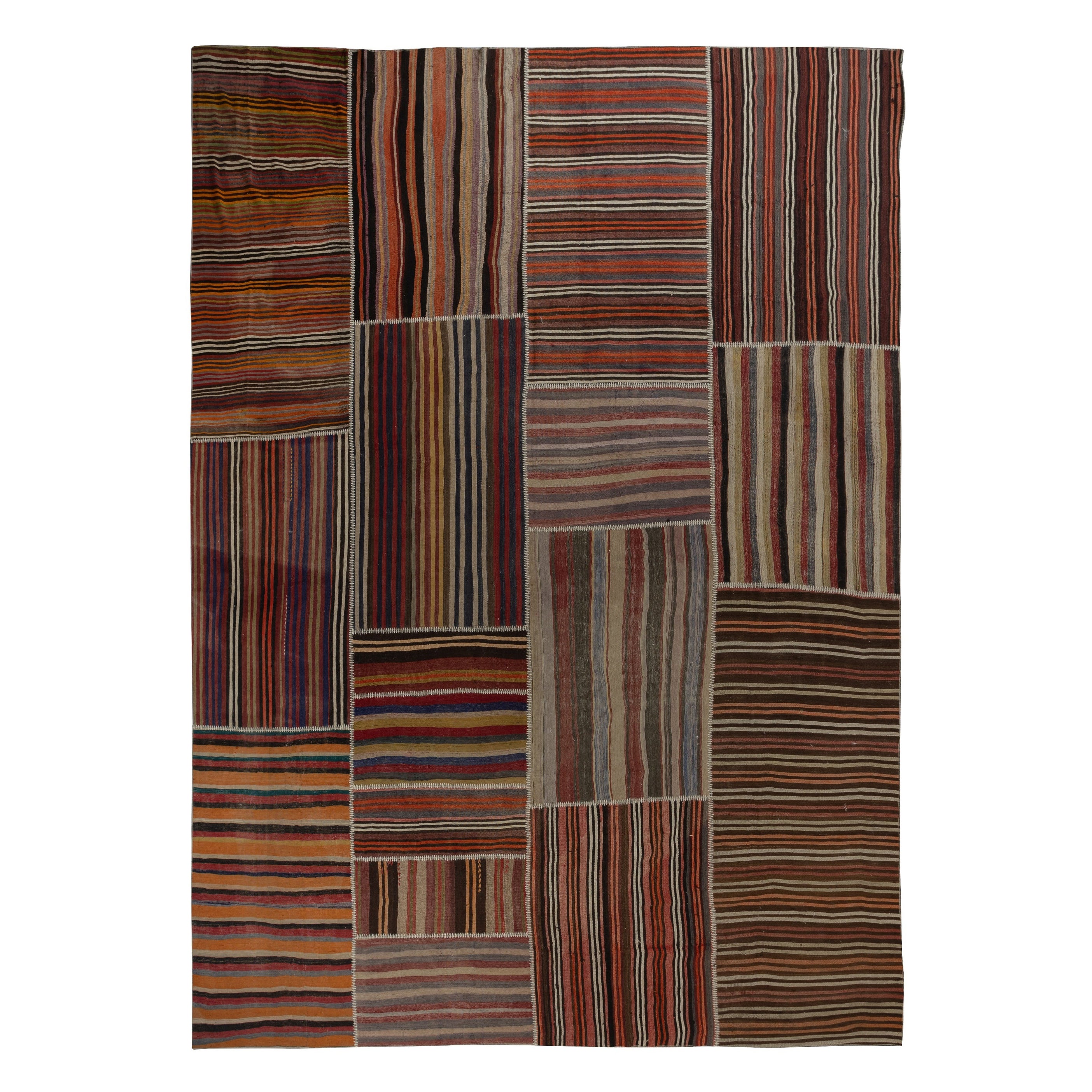 What is the difference between a rug and a kilim?