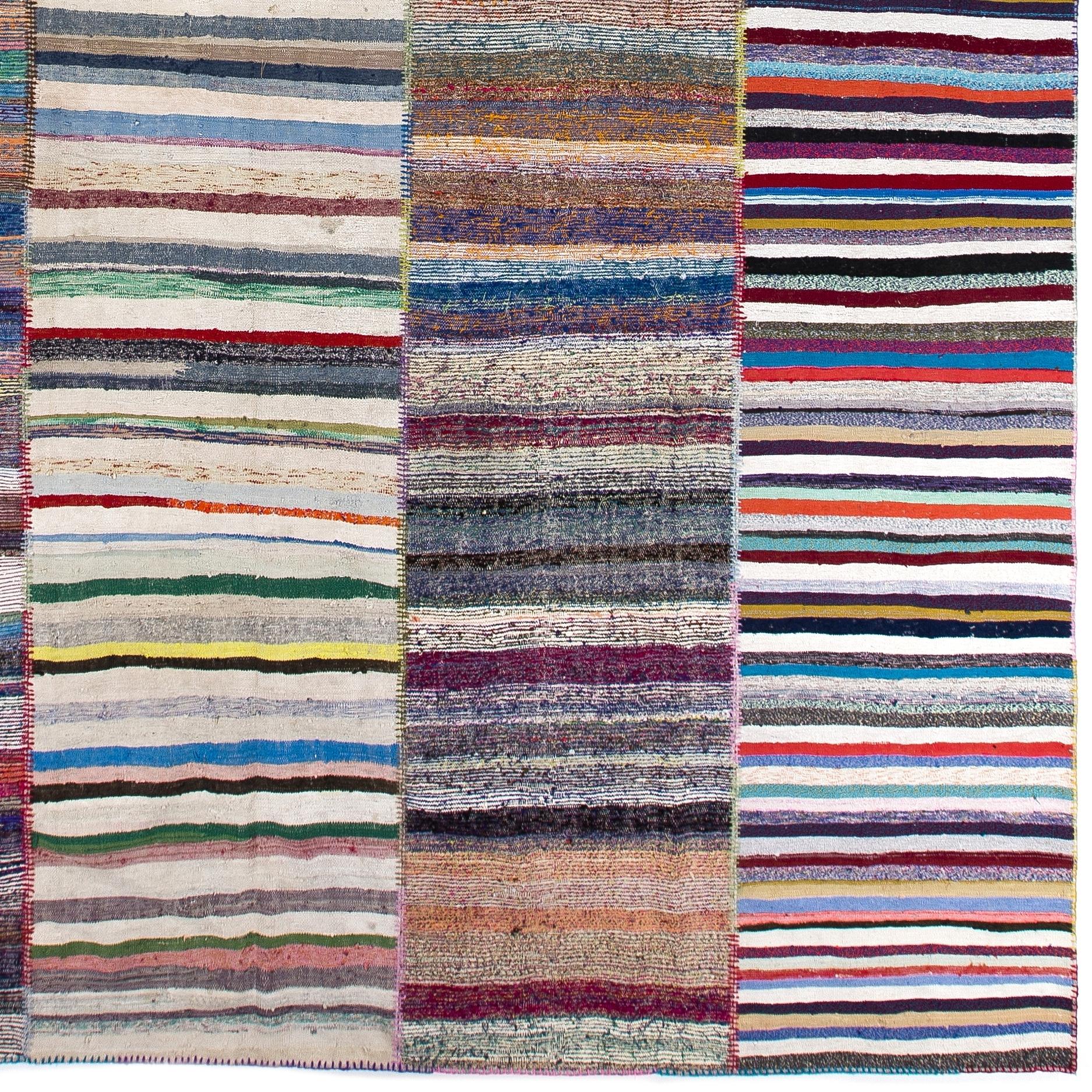 13.2x17 ft 'Adjustable' Oversize Vintage Cotton Rag Rug, Handmade Striped Kilim  In Good Condition For Sale In Philadelphia, PA