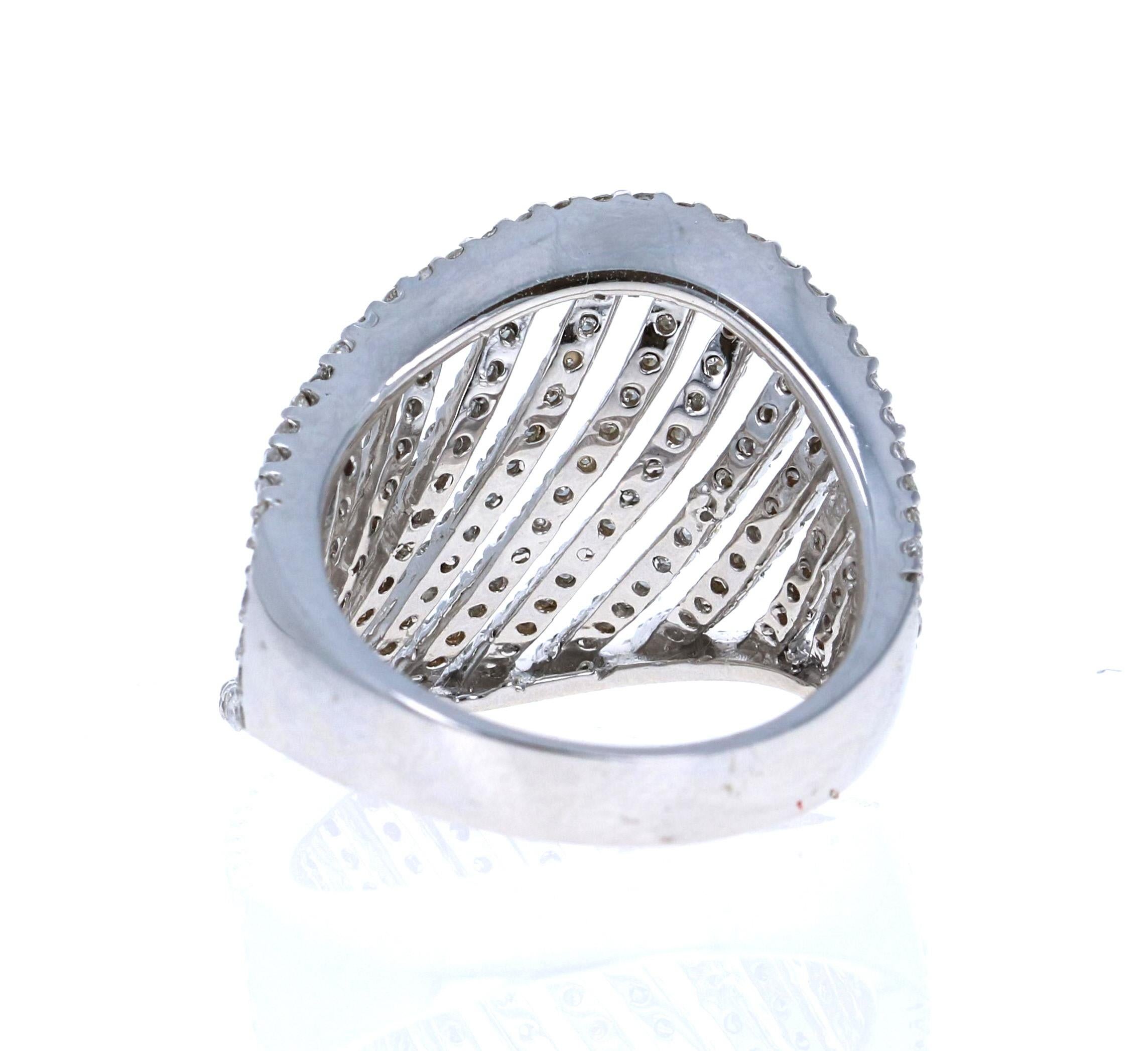 Taille ronde Bague cocktail en or blanc et diamants 1,33 carat en vente
