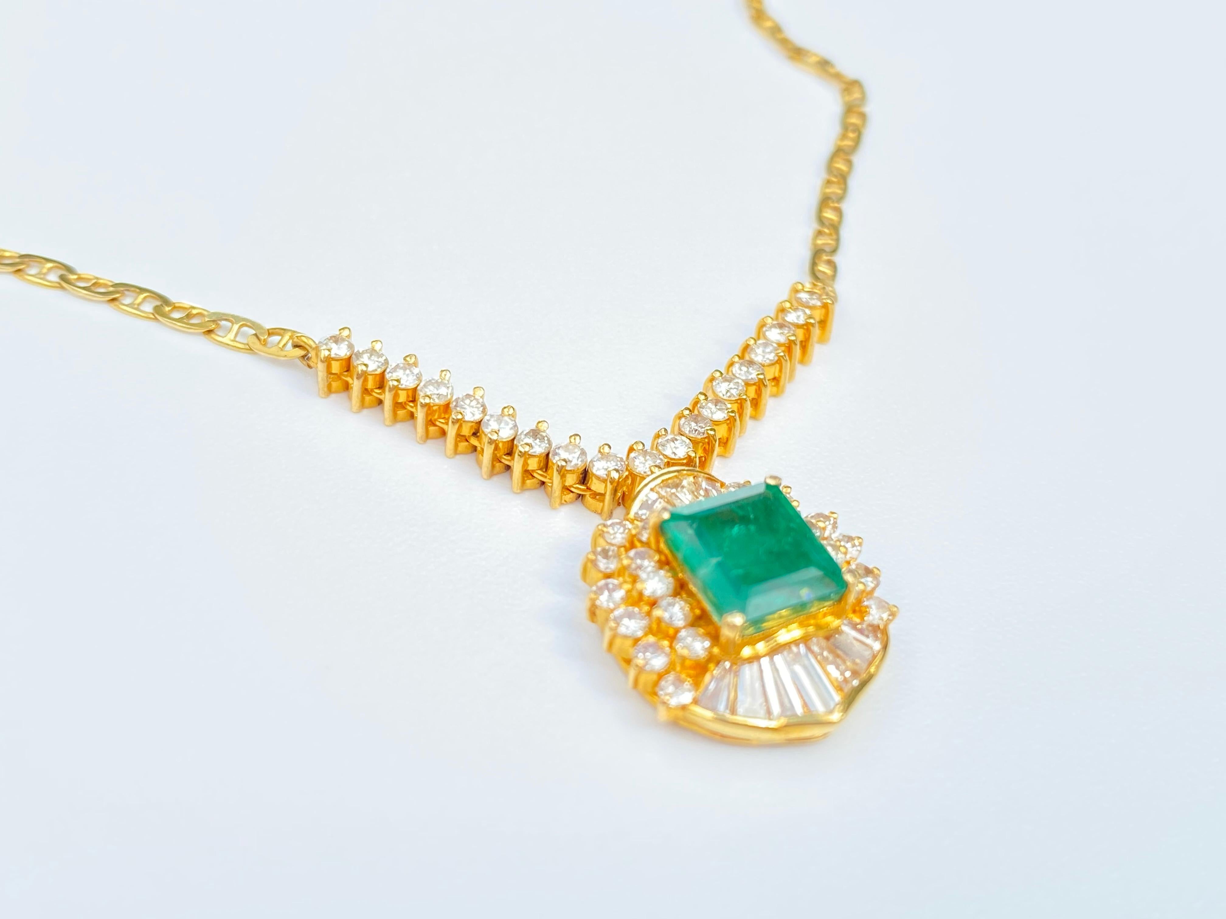 Emerald Cut 1.33 Carat Emerald-Cut Colombian Emerald, Diamond and 18 Karat Gold Pendant For Sale