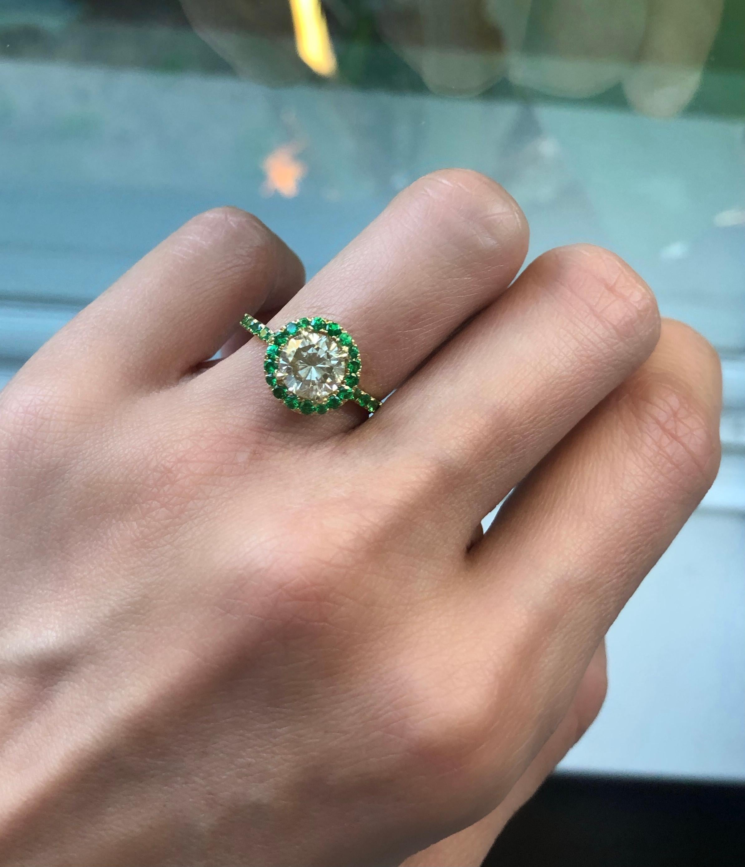 Modern Gems Are Forever 1.33 ct Round Brilliant Diamond and Tsavorite Garnet Halo Ring For Sale