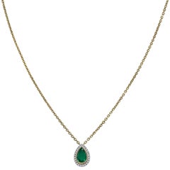 1.33 Carats Emerald and White Diamond Yellow Gold Necklace