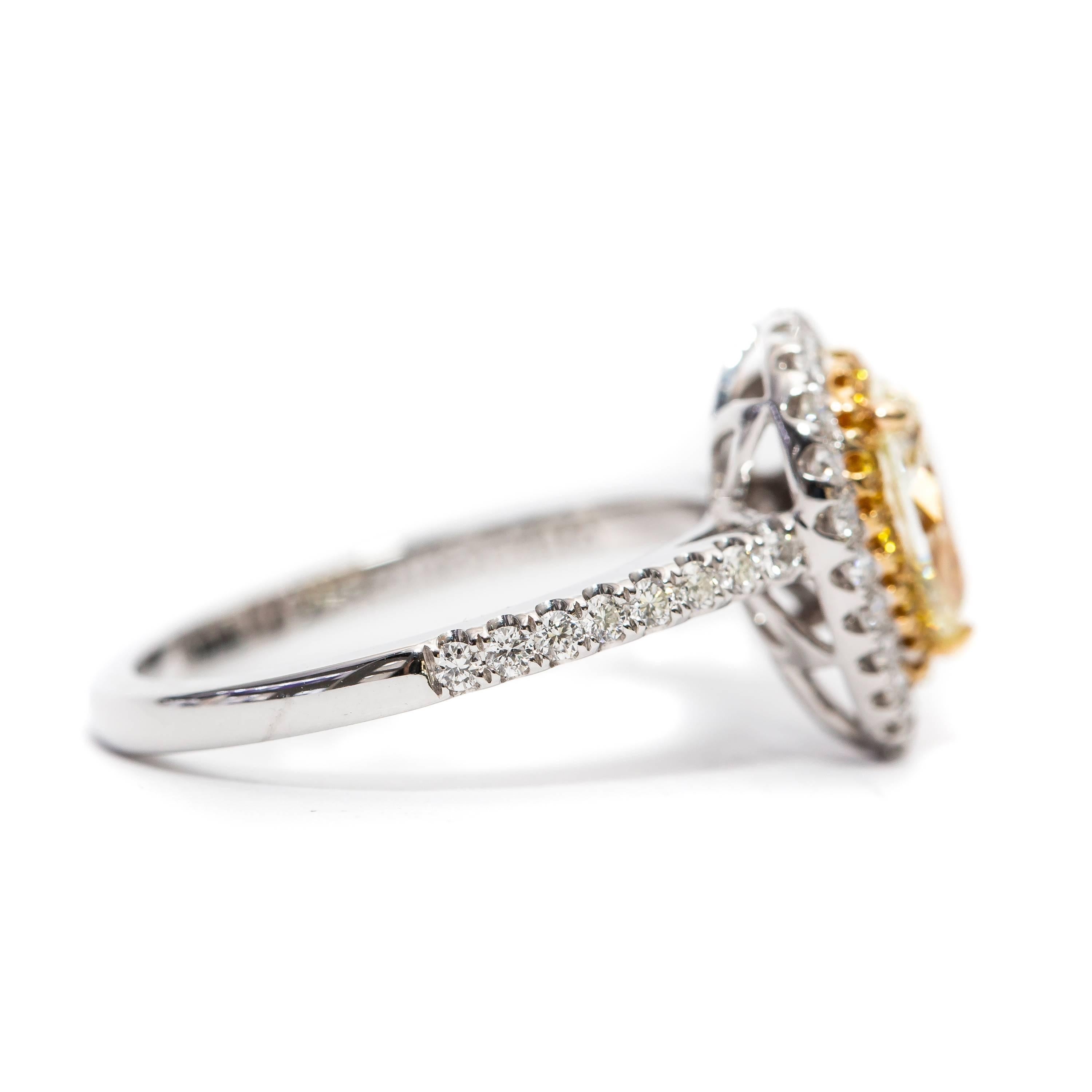 1,33 Karat GIA zertifizierter gelber Diamant-Verlobungsring mit doppeltem Halo im Birnenschliff Damen im Angebot