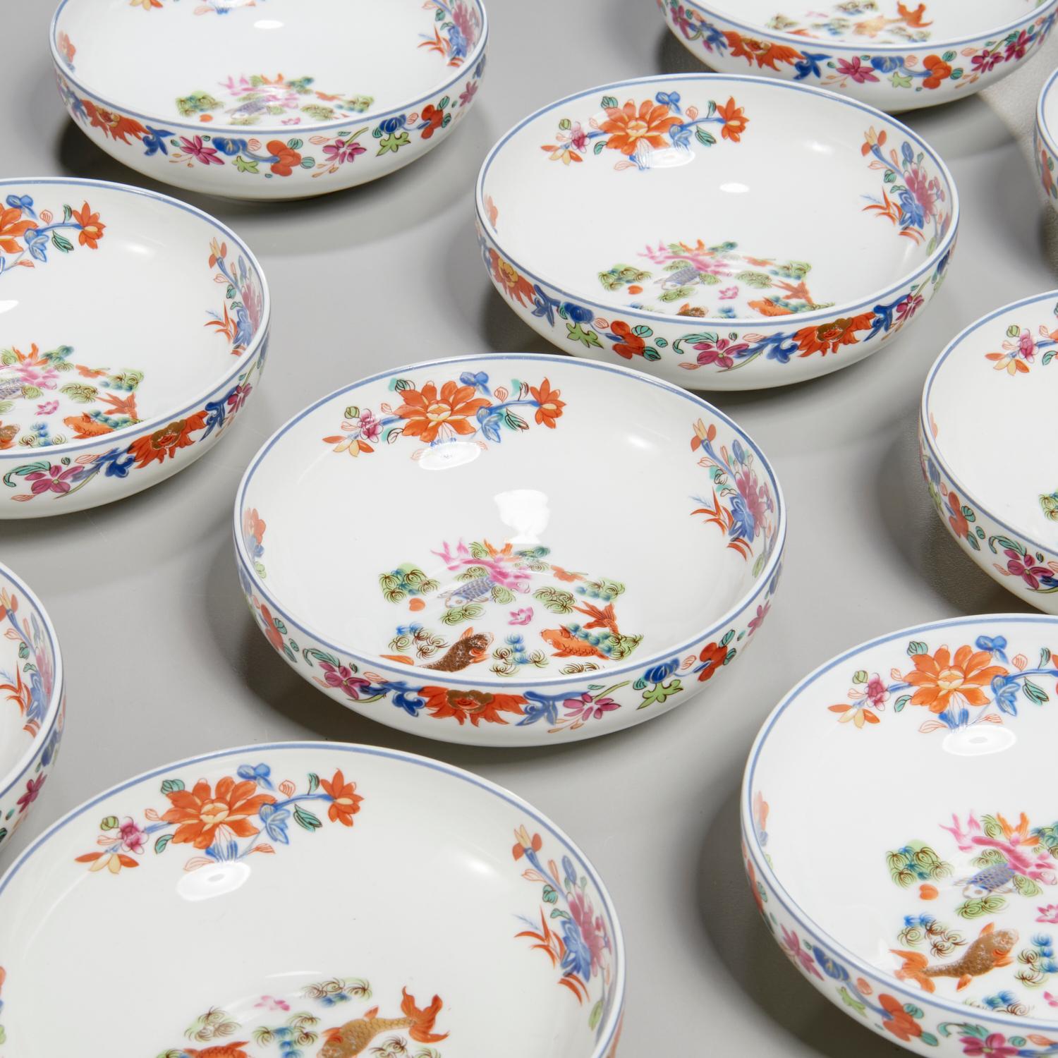 Late 20th Century 133 Piece House of Puiforcat Kiang She Dinner Service for 12 by Limoges, France For Sale