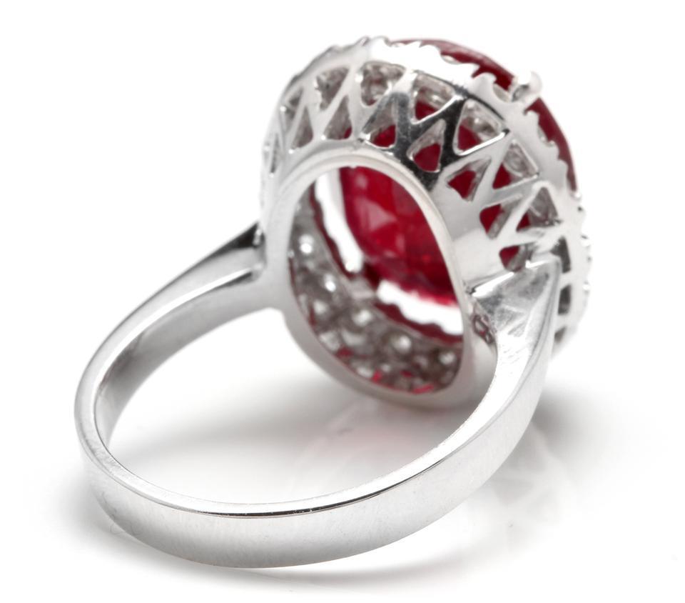 13.30 Carat Impressive Natural Red Ruby and Diamond 14 Karat White Gold Ring In New Condition For Sale In Los Angeles, CA