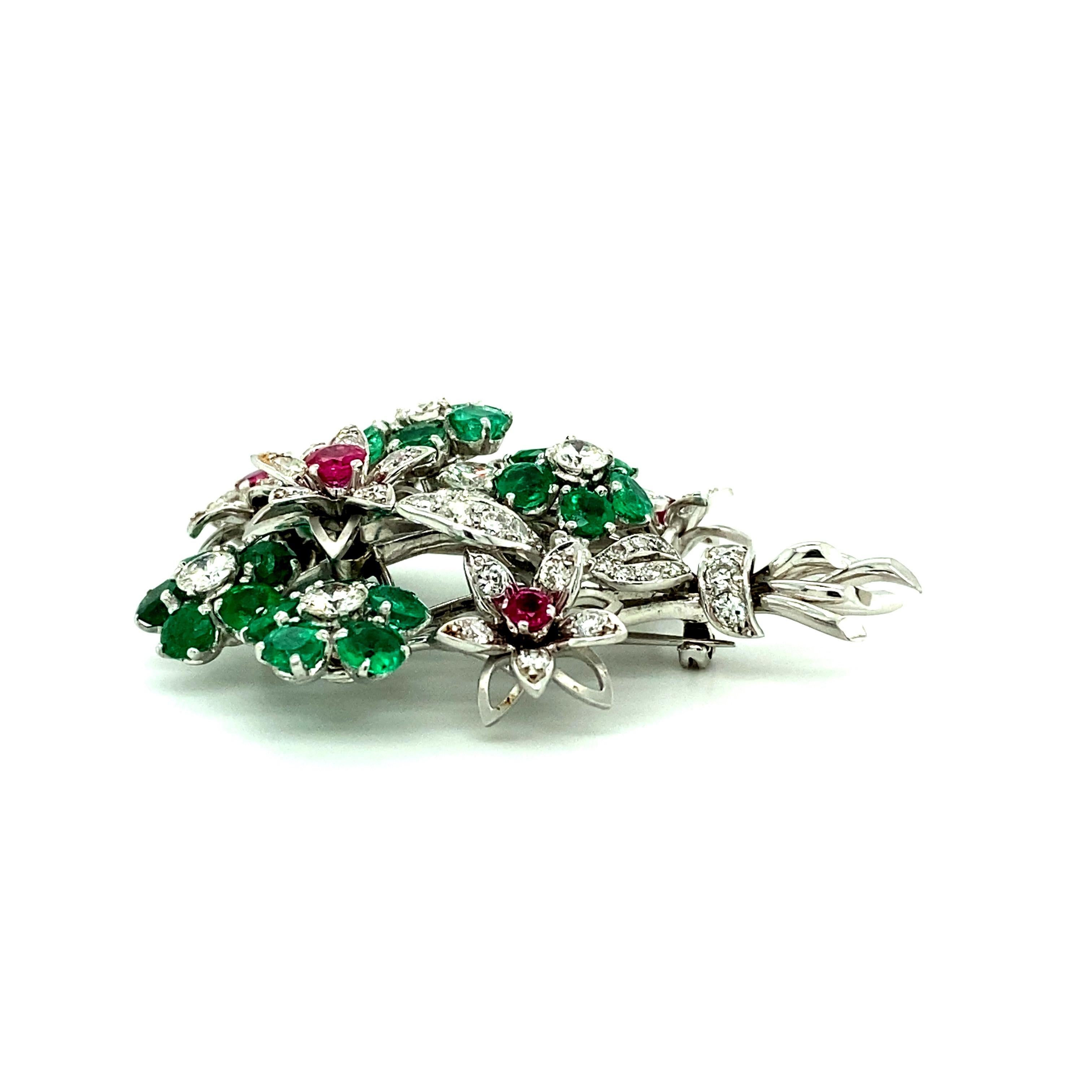 Retro 13.30 Ct Ruby & Emerald Platinum Flower Brooch For Sale