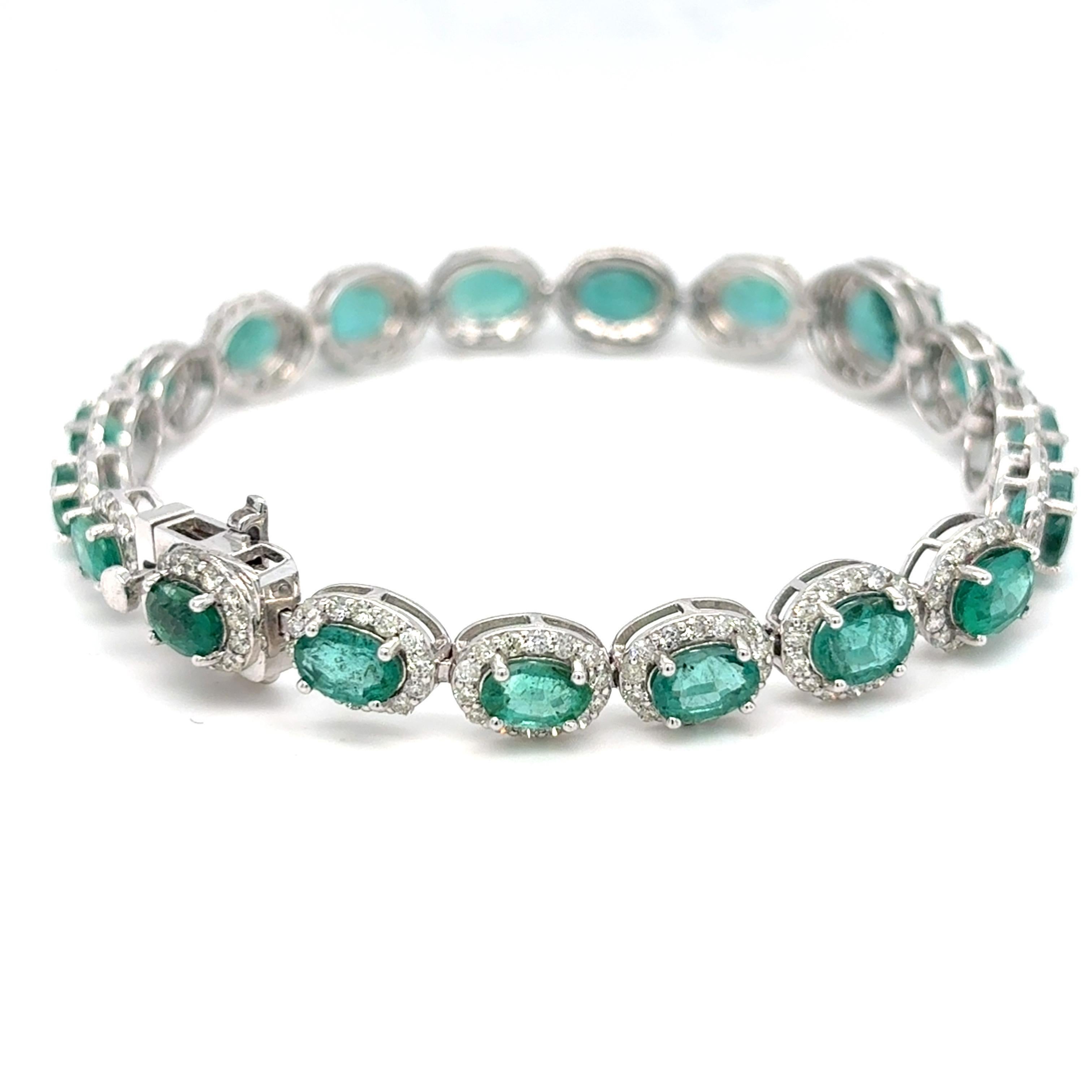 13.32 Carat Oval Cut Emerald Diamond Platinum Bracelet For Sale 4