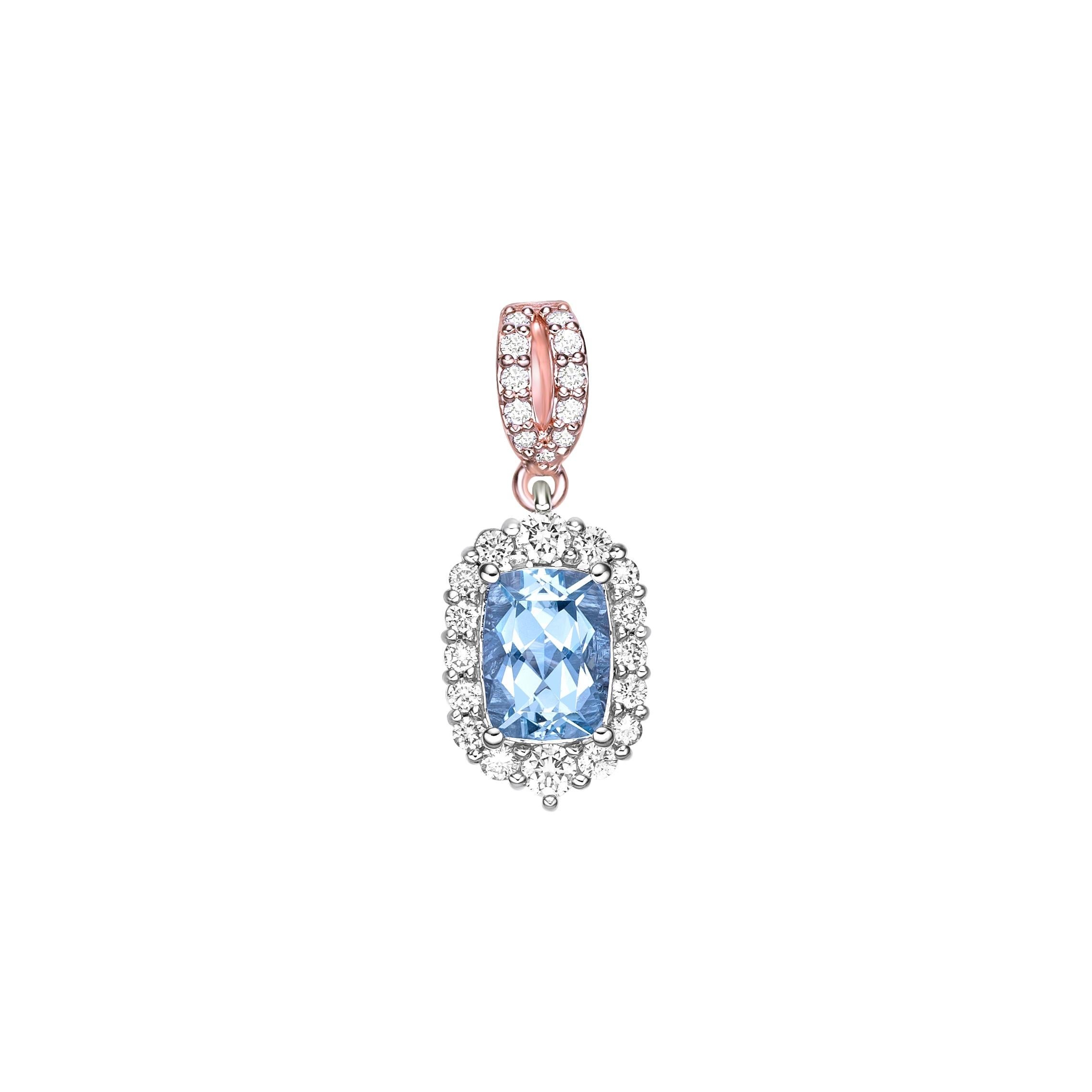 Questa collezione presenta una serie di acquemarine con una tonalità blu ghiaccio che non ha nulla da invidiare alle altre! Con diamanti, questo pendente è realizzato in oro rosa bianco e presenta un look classico ed elegante.

Ciondolo con