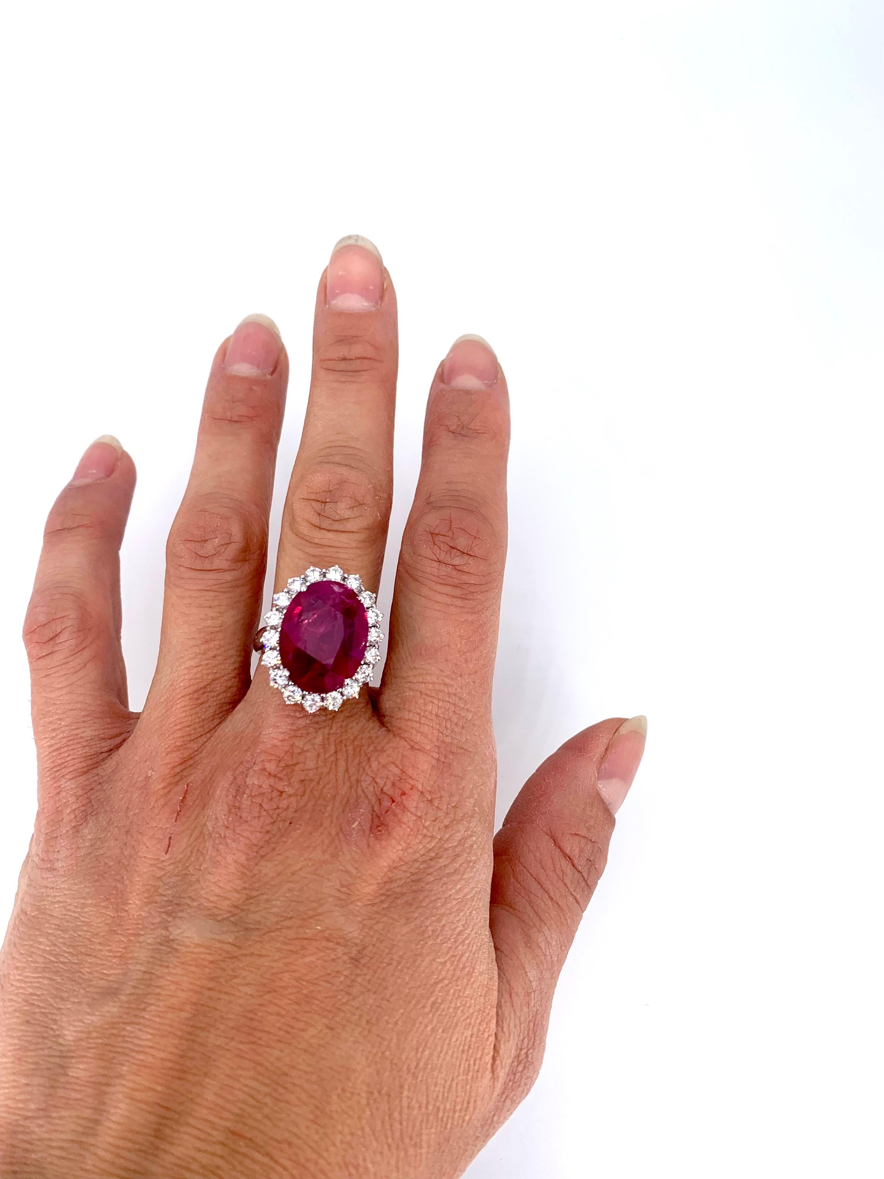 Contemporary Burma Ruby 13.35 Carat  and 1.60 Carat Diamond Cocktail Ring In New Condition For Sale In Florence, IT