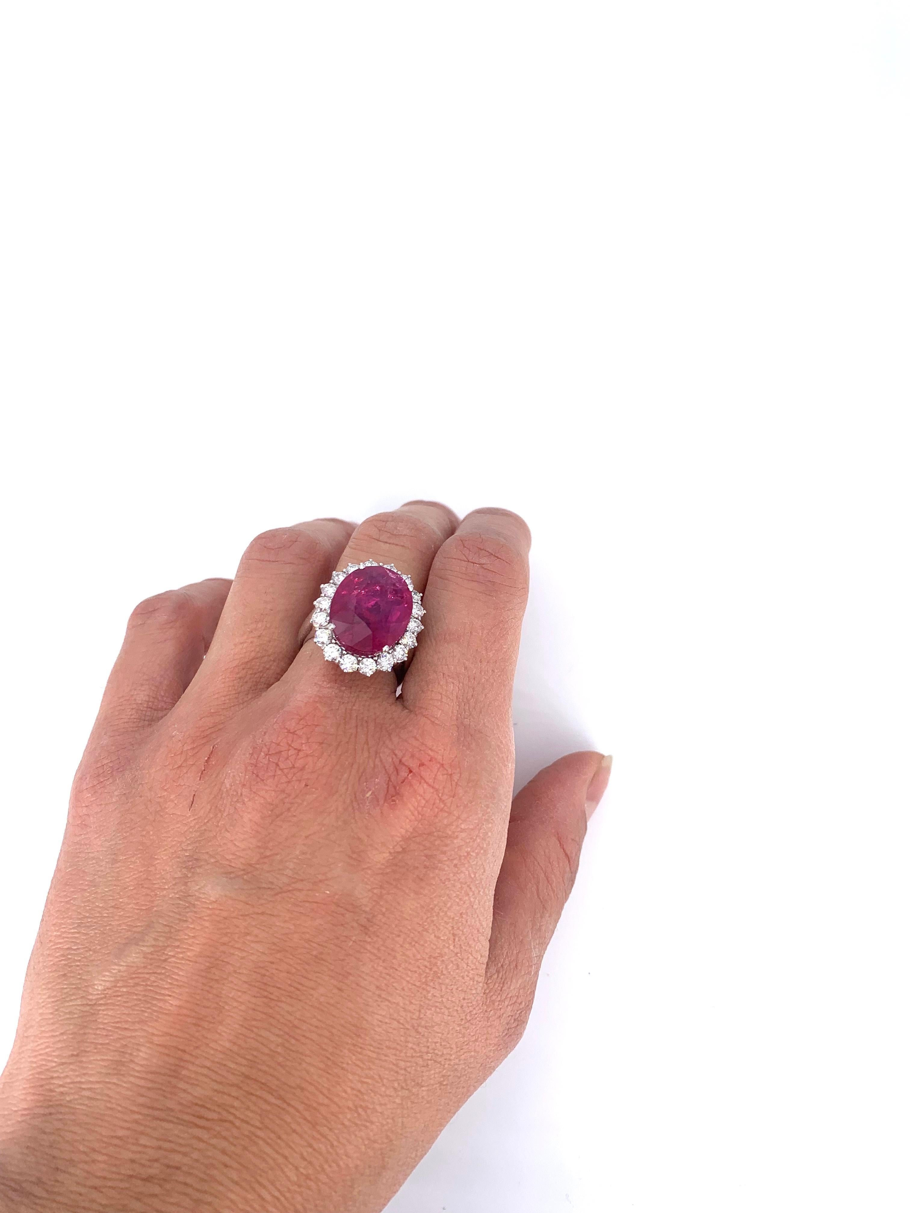 Contemporary Burma Ruby 13.35 Carat  and 1.60 Carat Diamond Cocktail Ring For Sale 1