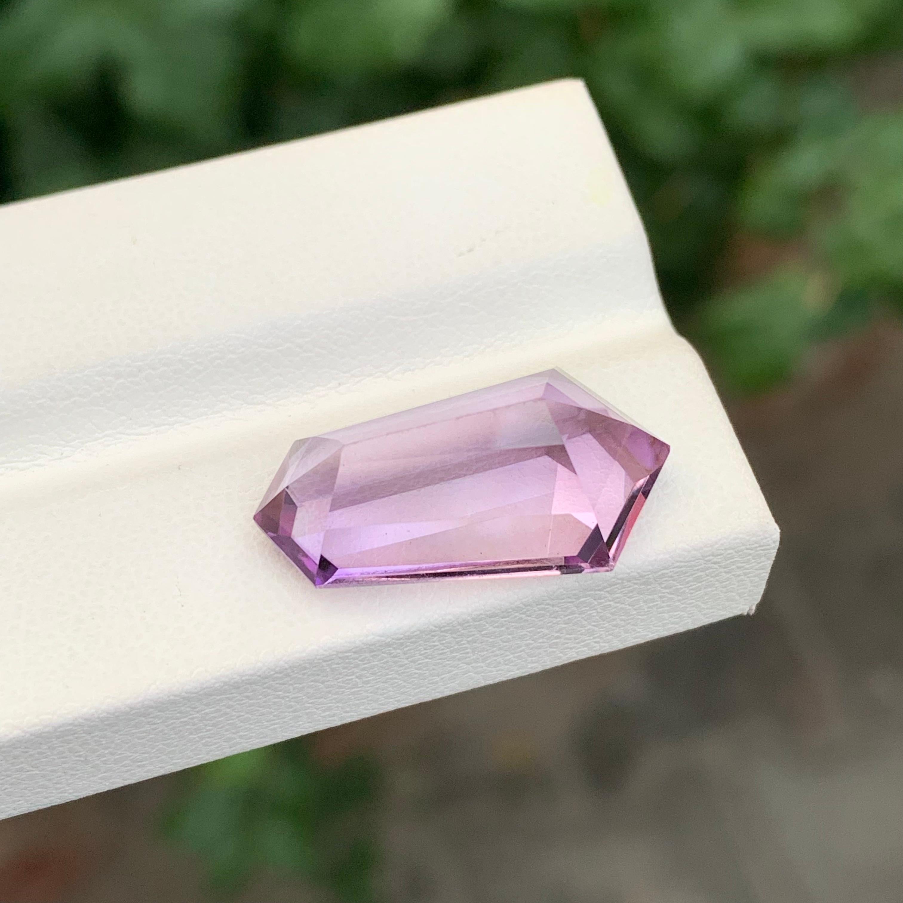 13,35 Karat Natürlicher loser Amethyst Sarg Form Edelstein im Angebot 4