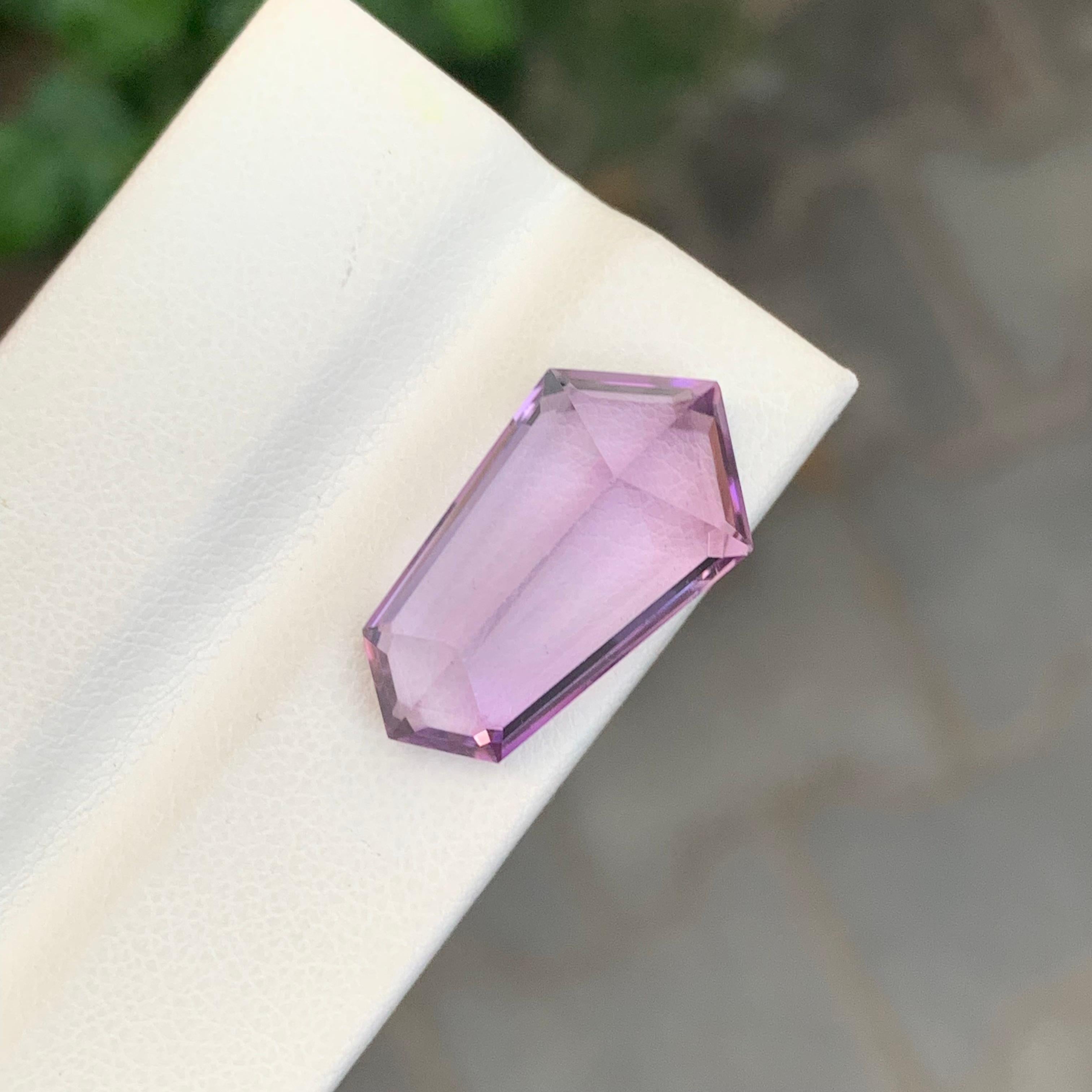 13,35 Karat Natürlicher loser Amethyst Sarg Form Edelstein im Angebot 3