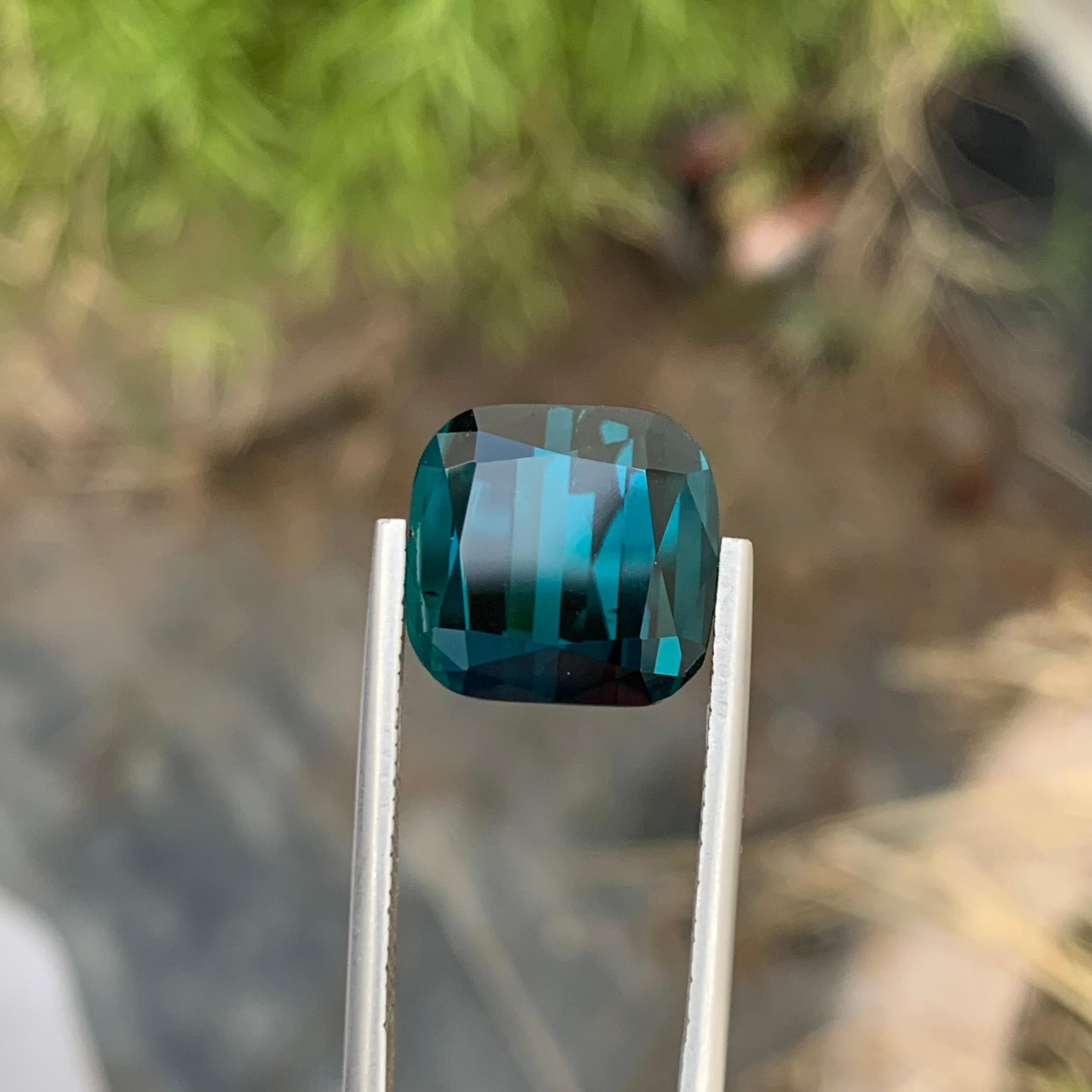 13.35 Carat Natural Loose Deep Indicolite Tourmaline Cushion Shape For Necklace  In New Condition For Sale In Peshawar, PK