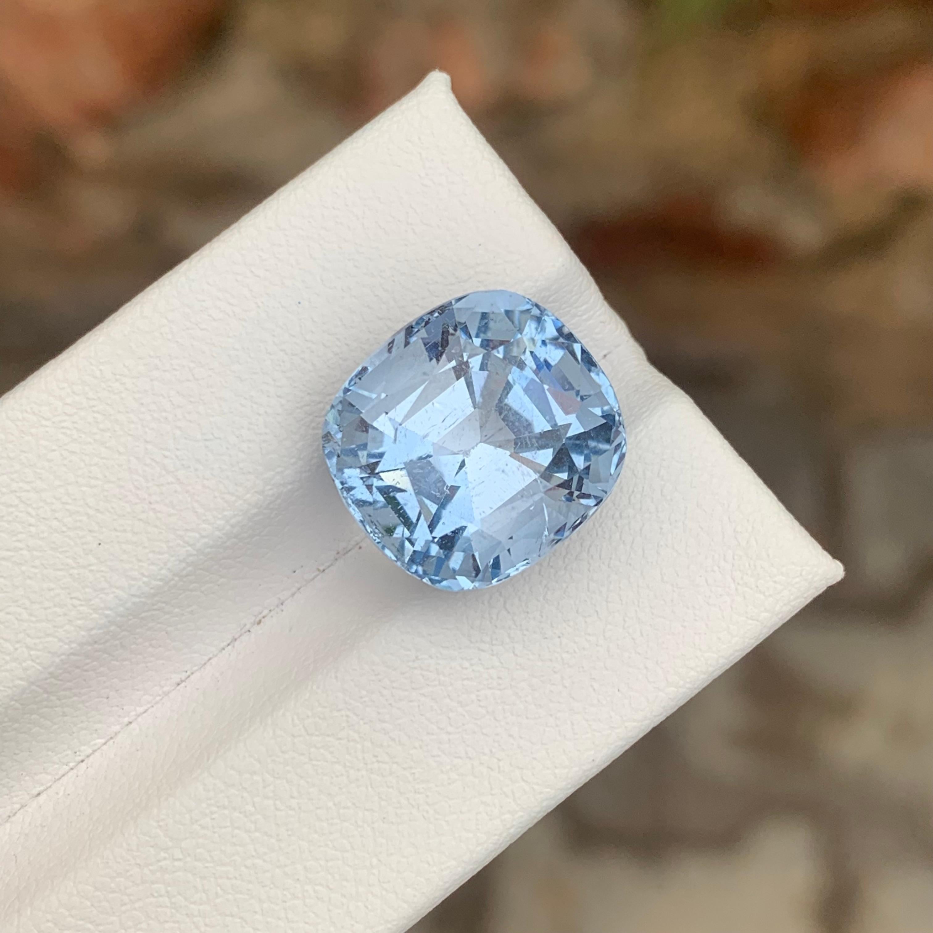13.35 Carats Natural Loose Aquamarine Goshenite Cushion Cut For Sale 11