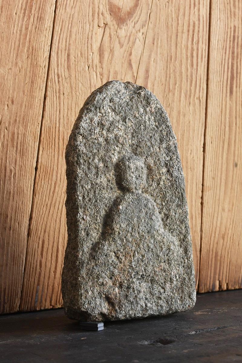 Carved 1336-1575 Japanese Old Stone Buddha / Tathagata / Garden Figurine / Muromachi