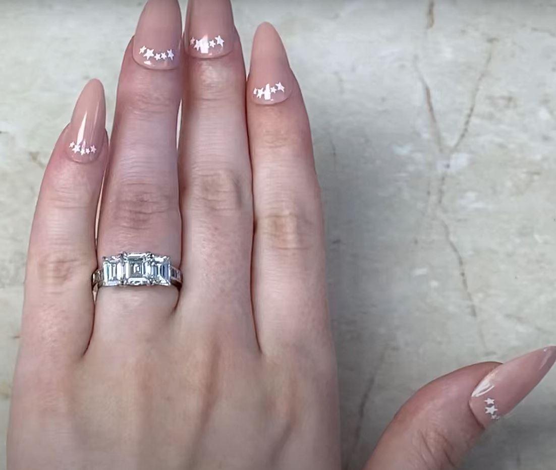 1.33ct Asscher Cut Diamond Three Stone Engagement Ring, G Color, Platinum For Sale 4