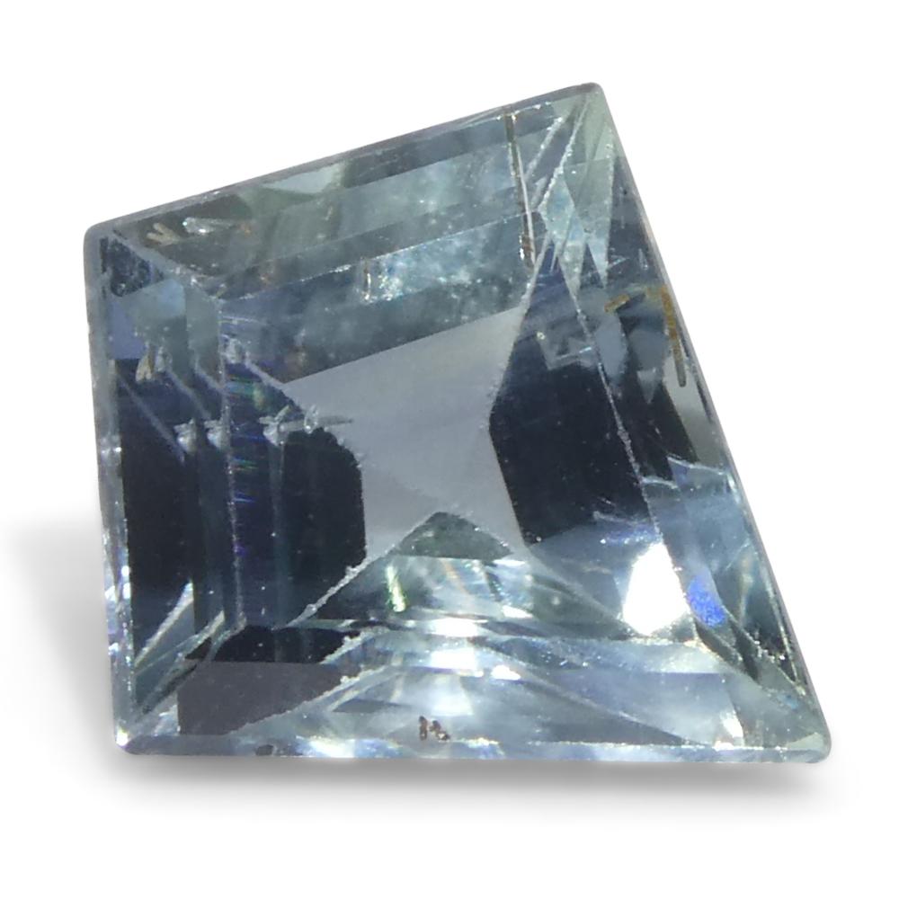 1,33ct Zaffiro blu trapazoide/acaro dell'Africa orientale In condizioni Nuovo in vendita a Toronto, Ontario
