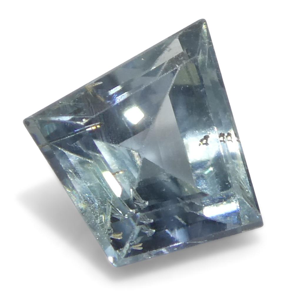 1,33ct Zaffiro blu trapazoide/acaro dell'Africa orientale in vendita 4