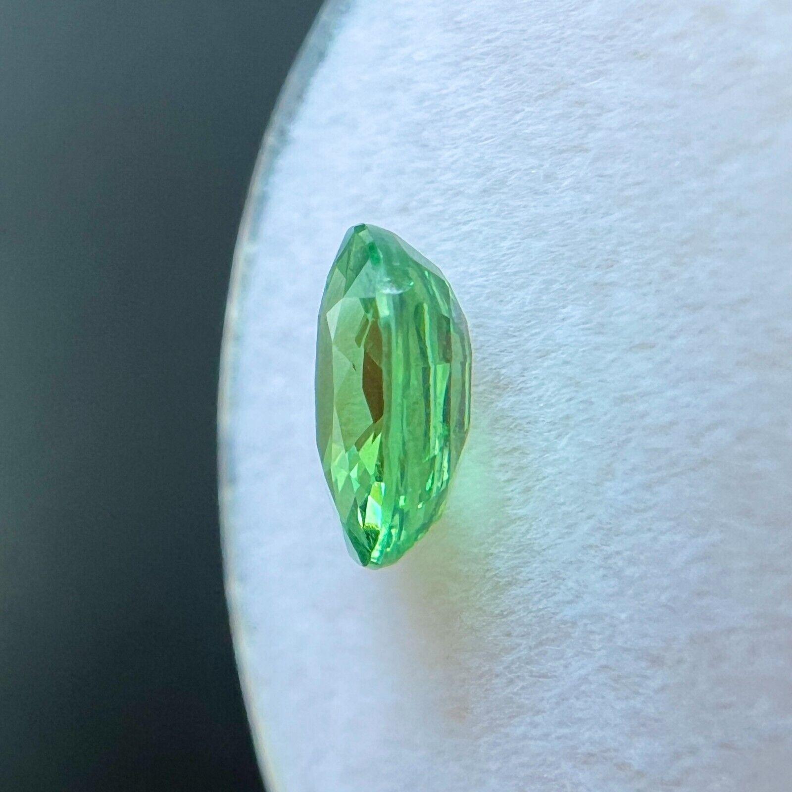 1.33ct Lebendiges Grün Lebendiger Tsavorit Granat Ovalschliff Loser Edelstein 7.4x6.3mm 2