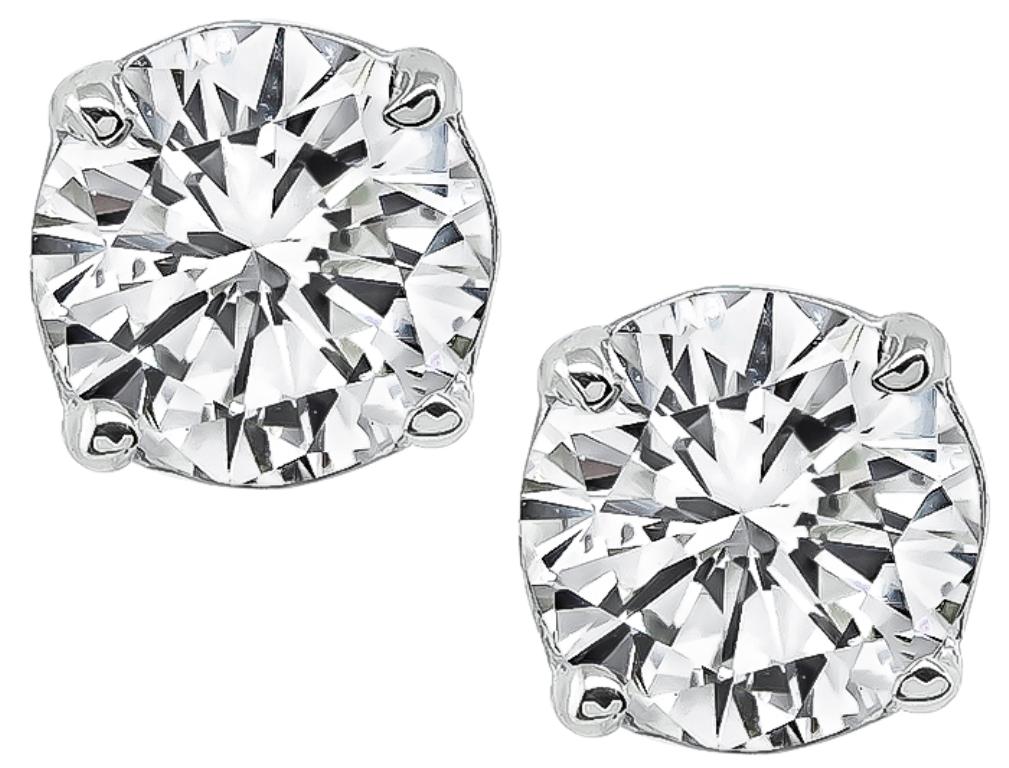 1.34 Karat Diamant Gold Ohrstecker im Zustand „Gut“ im Angebot in New York, NY