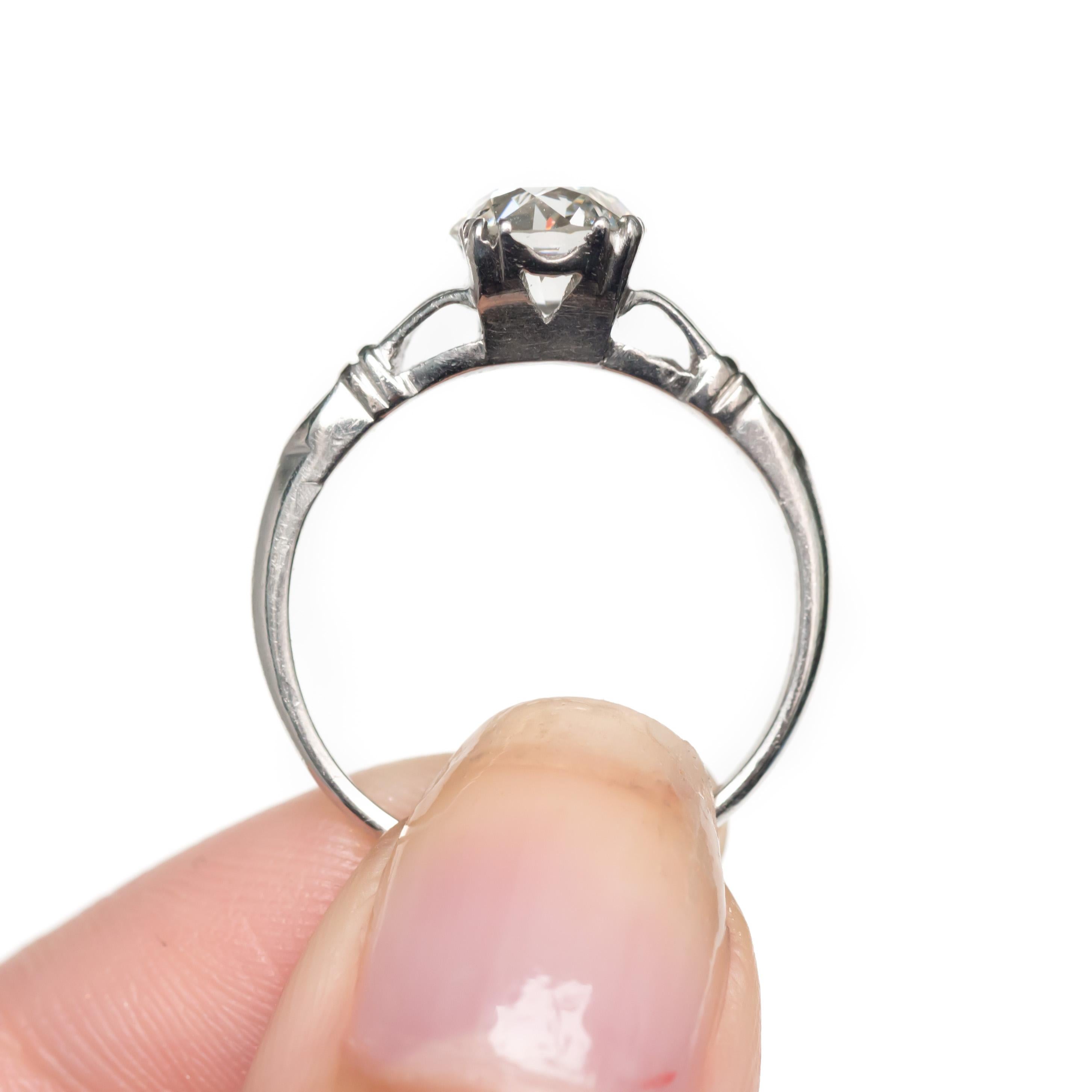 Bague de fiançailles en platine avec diamant de 1,34 carat Pour femmes en vente