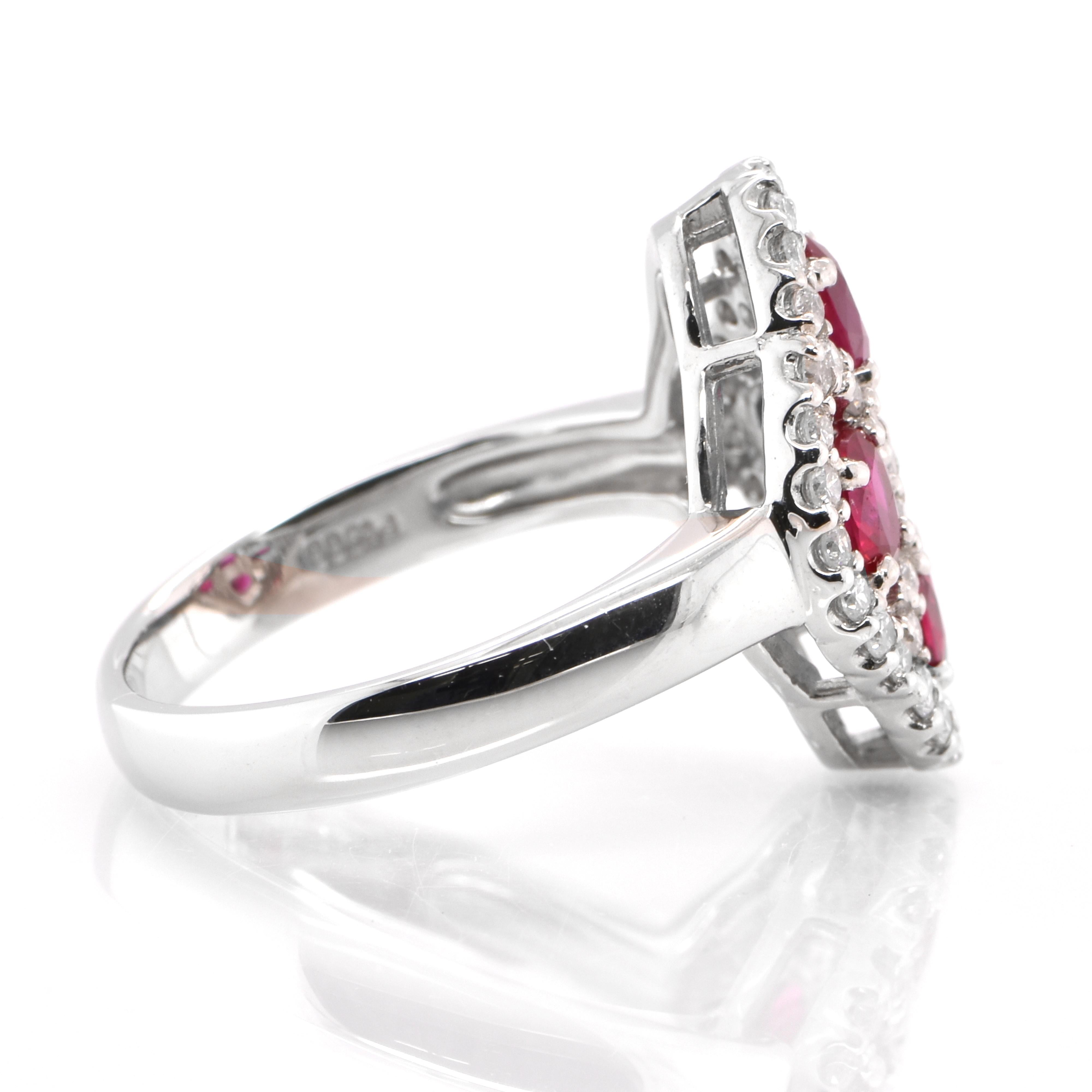1.34 Carat Natural Rubies and Diamond Cocktail Ring Set in Platinum In New Condition For Sale In Tokyo, JP