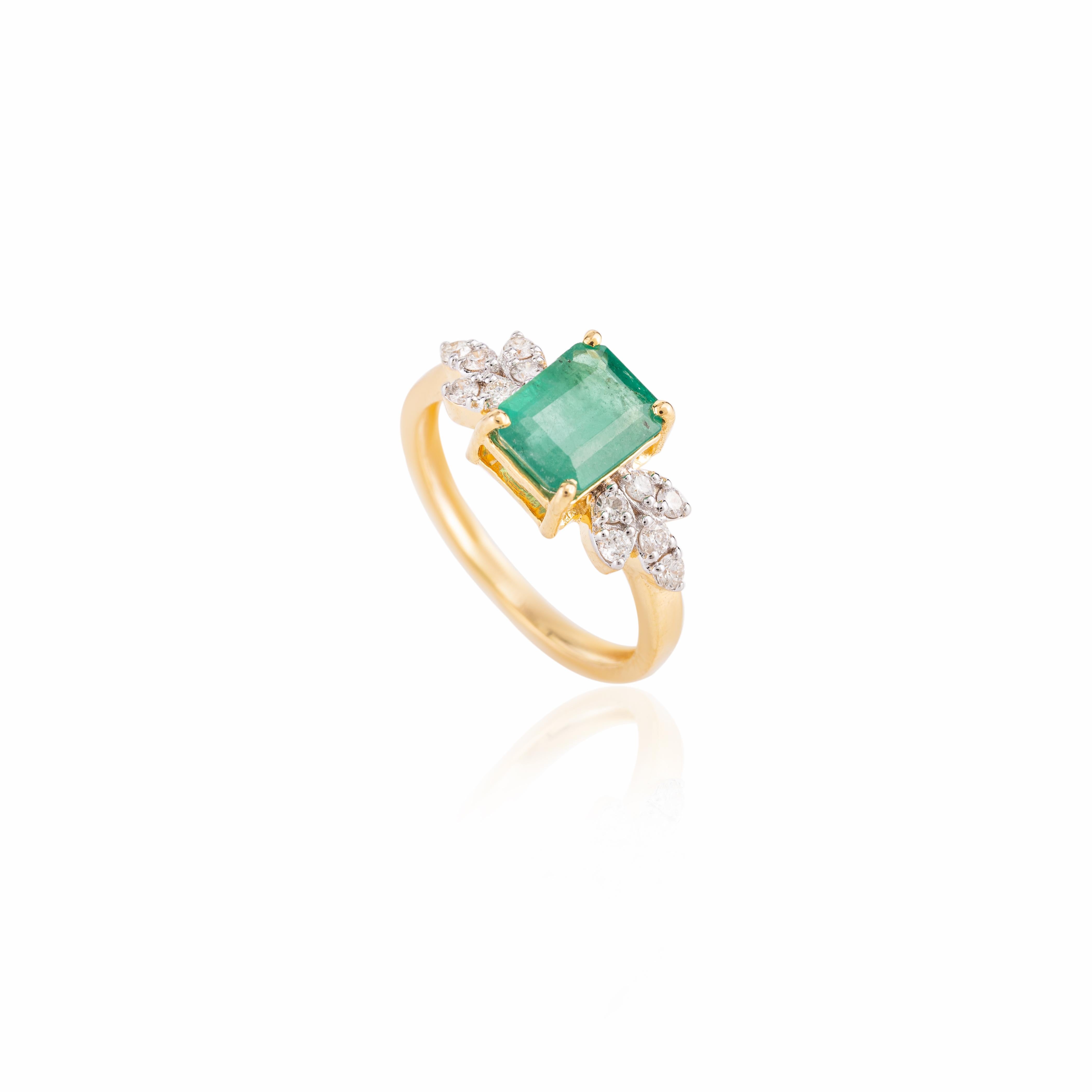 For Sale:  Natural May Birthstone Emerald Diamond 14k Yellow Gold Wedding Ring for Her 9