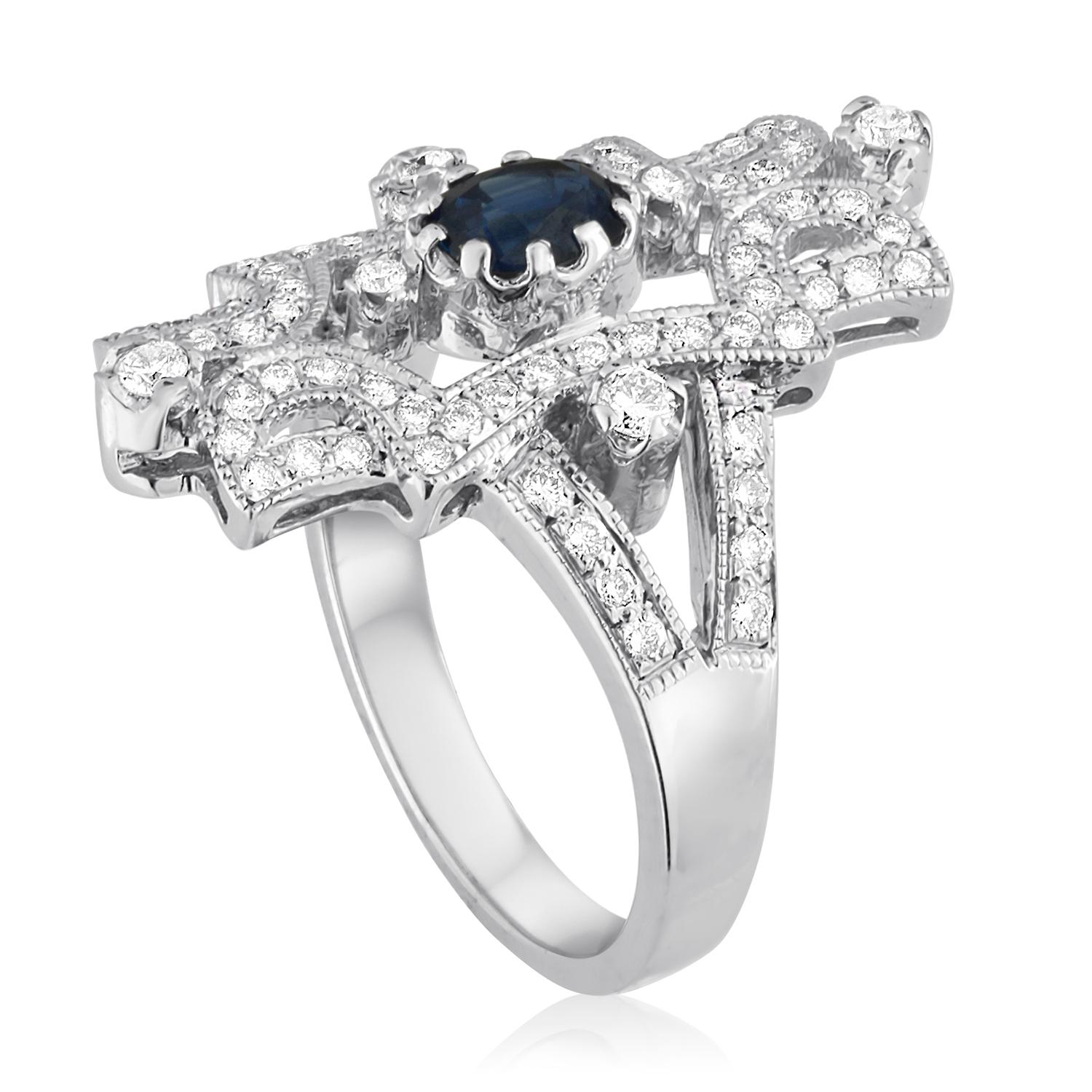 Anillo Zafiro y Diamante Art Decó Revival
El anillo es de oro blanco de 18 quilates
El centro es un zafiro azul de 0,70 ct
Hay 0,64ct en Diamantes H SI
El anillo es una talla 7,25, de tamaño considerable
El anillo pesa 7,5 gramos
Podemos cambiar el