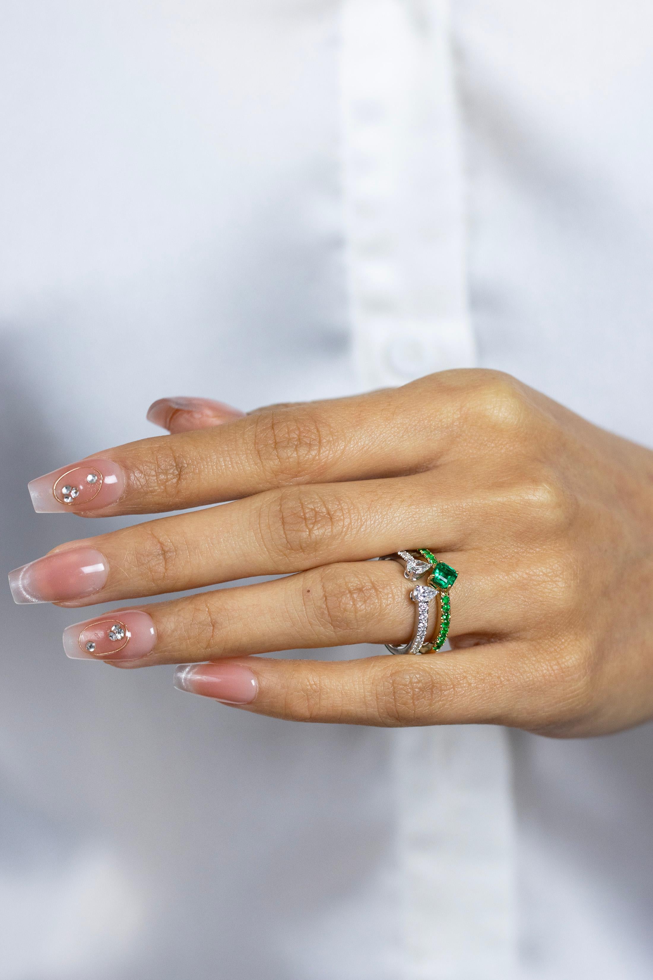 1,34 Karat Gesamt Mixed Cut Grüner Smaragd und Diamant Doppelband Mode-Ring im Angebot 1