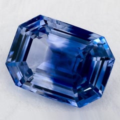 Pierre précieuse taille octogonale saphir bleu 1.34 carat